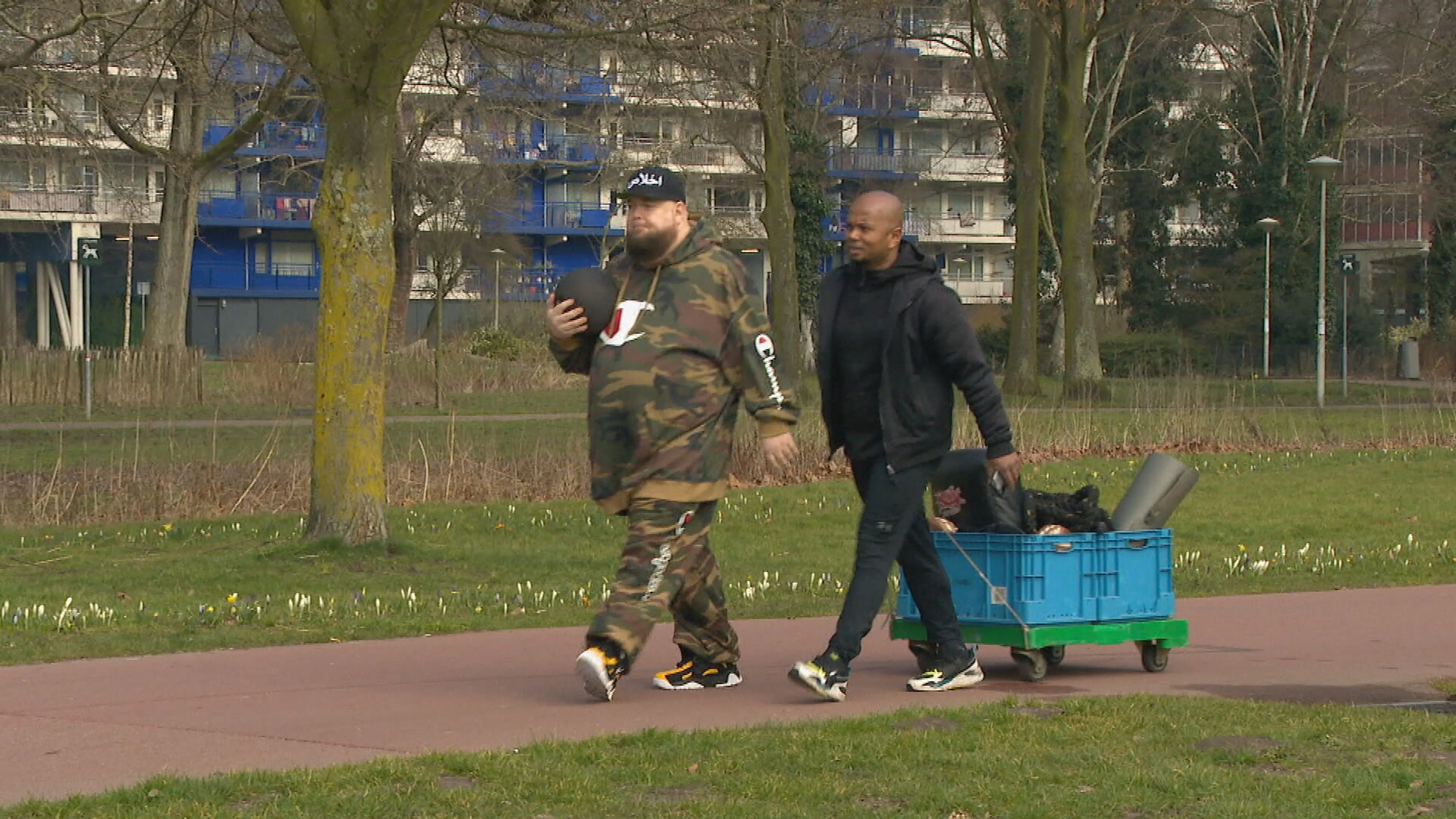 Stefan en Maikel lagen samen met corona in het ziekenhuis en zijn nu vrienden voor het leven