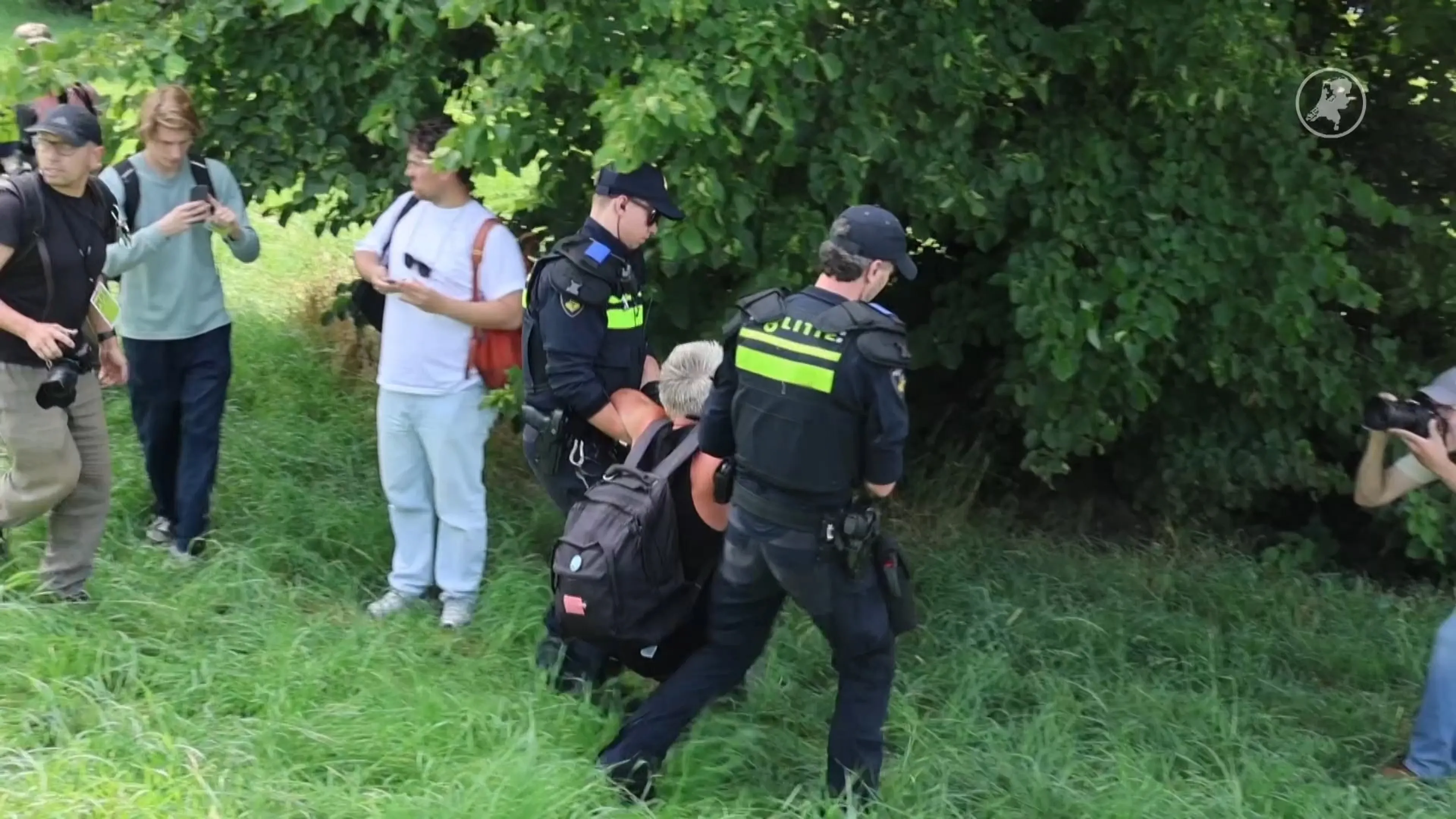 Ruim 270 aanhoudingen om poging tot blokkade A12 door XR