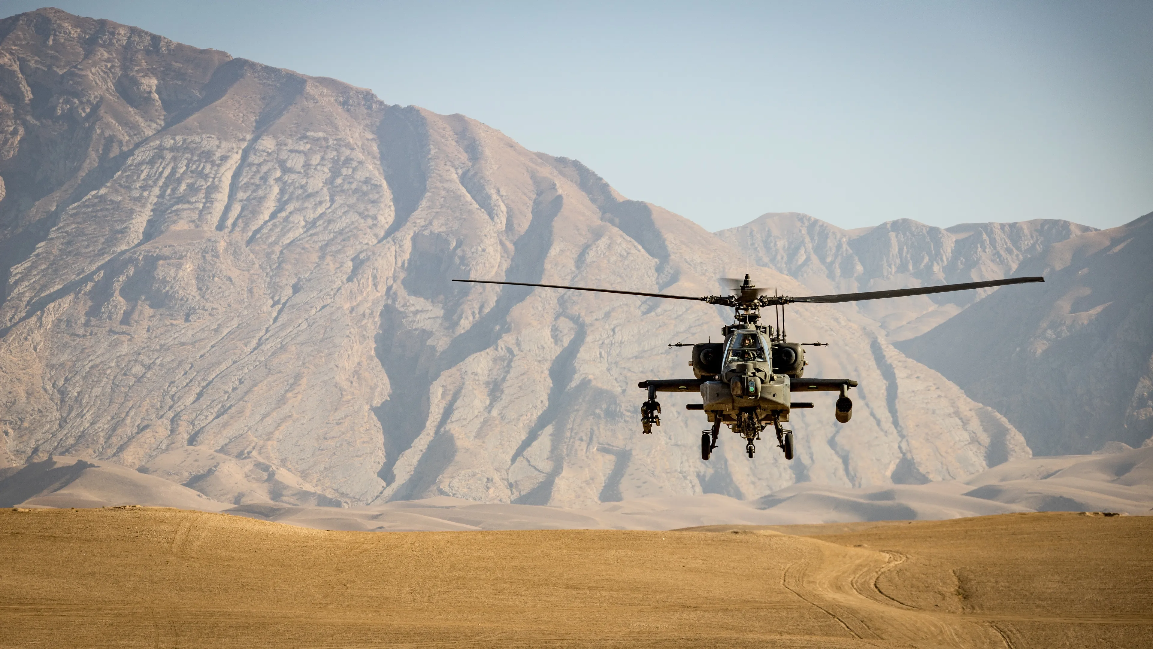 Nederlanders door oprukkende Taliban in Afghanistan gewaarschuwd: 'Ga zo snel mogelijk weg'