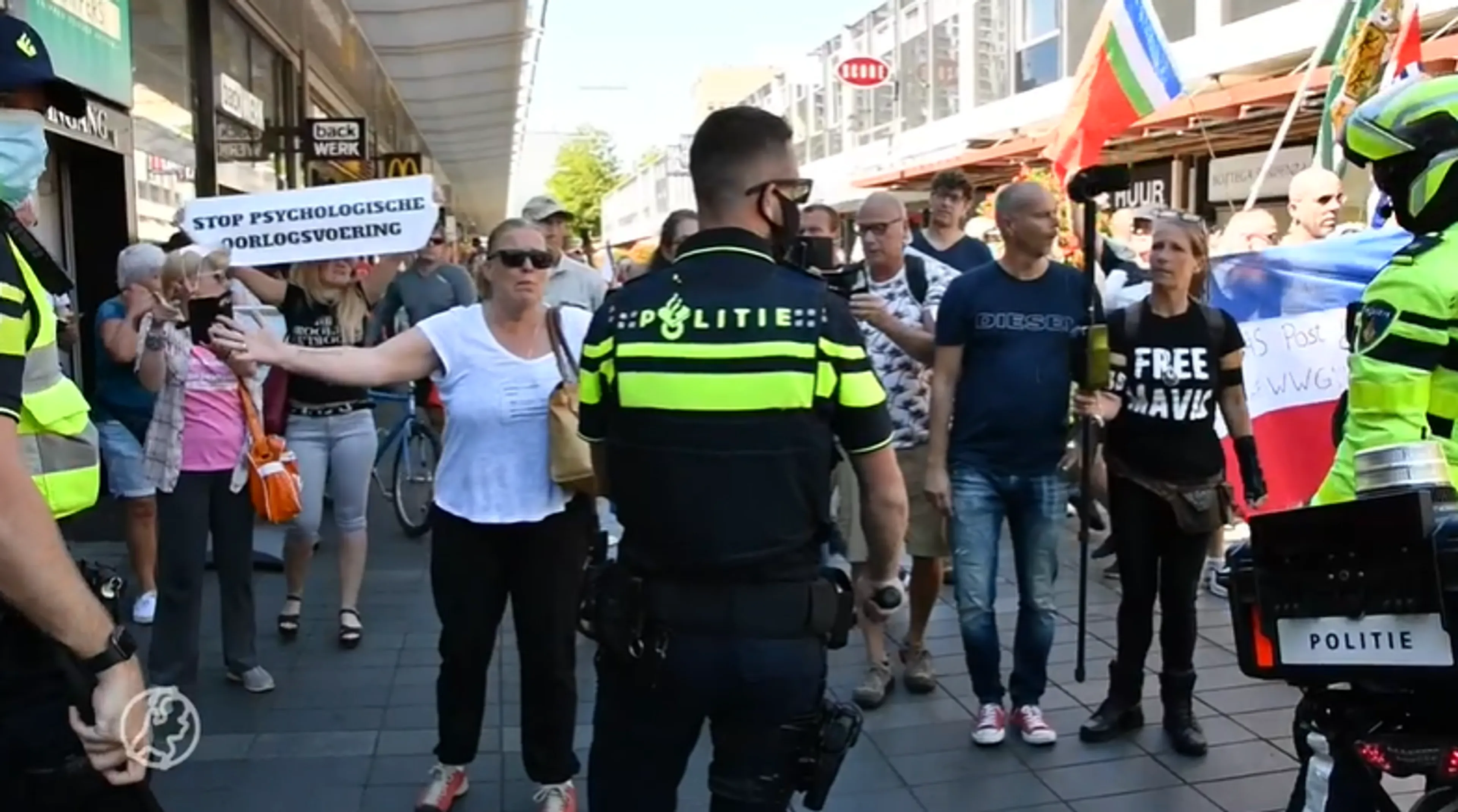 Betogers tegen mondkapjesplicht in Rotterdam krijgen een boete