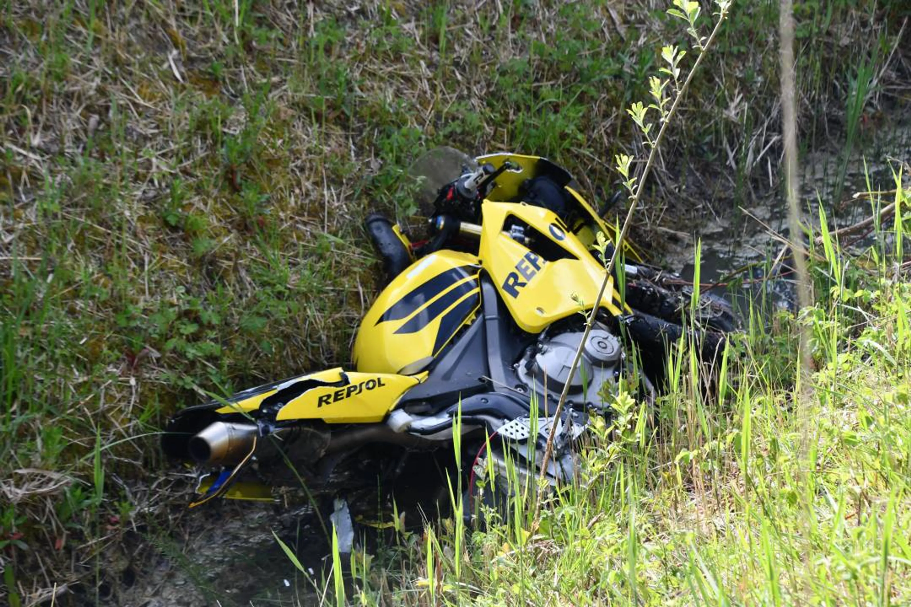 Motorrijder (20) omgekomen door botsing bij Kwadendamme