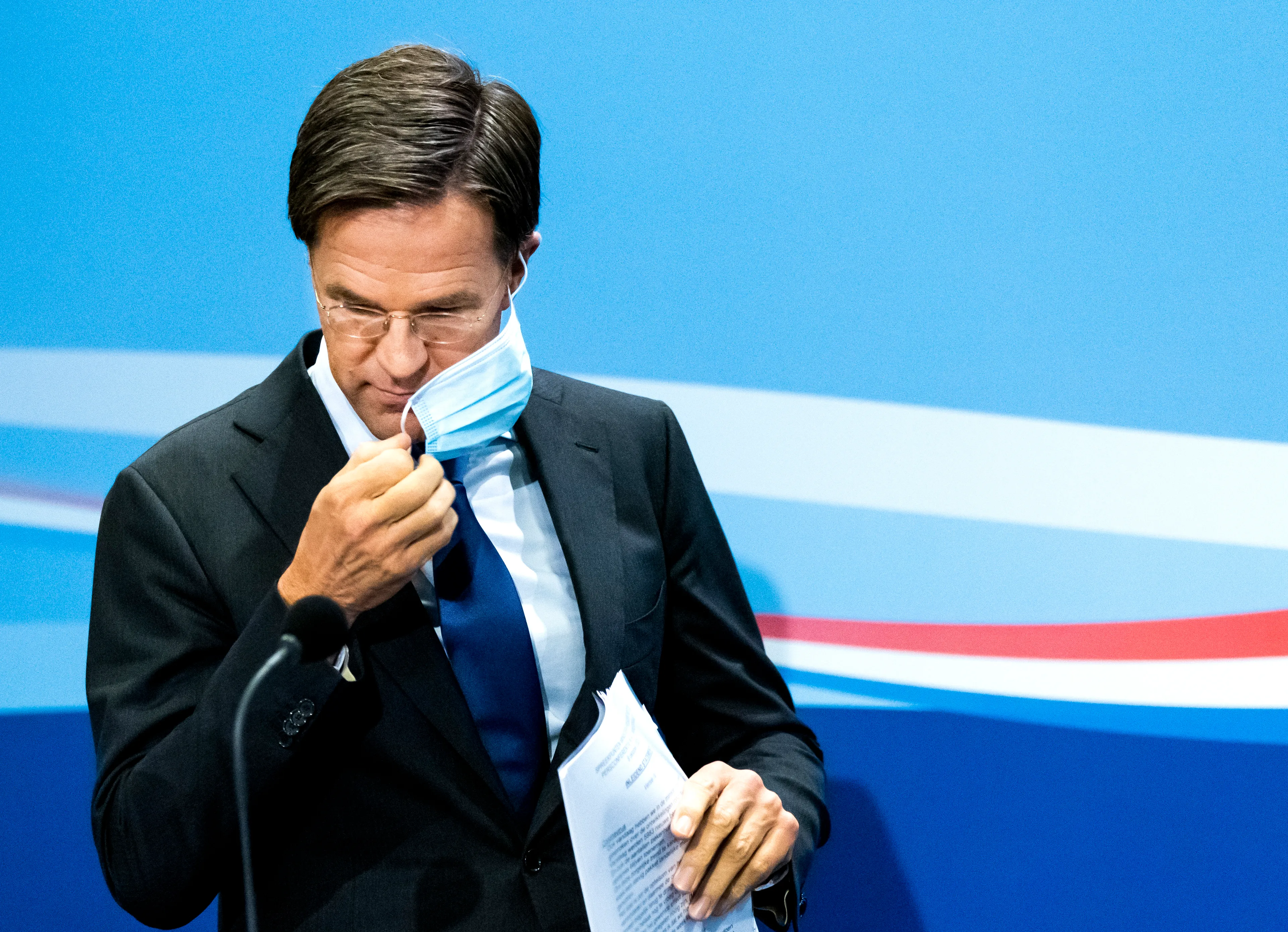 Driekwart van de Nederlanders wil dat het kabinet dinsdag komt met nieuwe maatregelen
