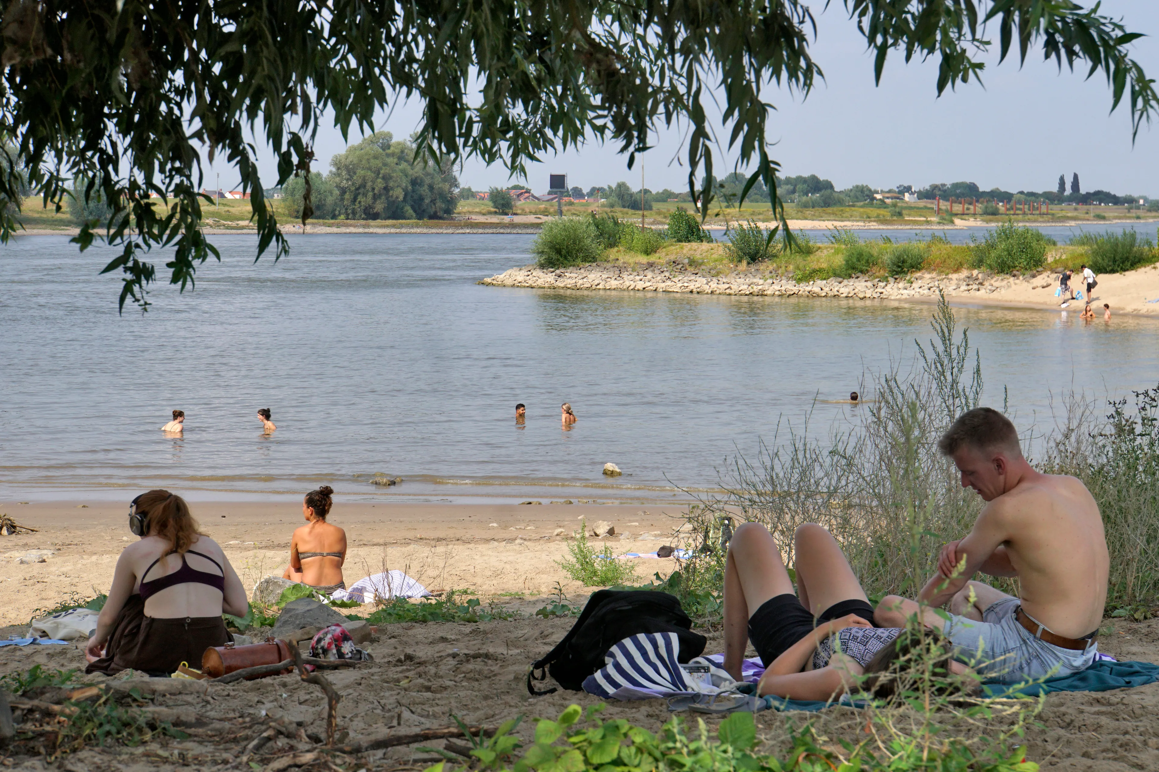 Verlossing komt: hittegolf nadert 'denderend' einde na recordlange warmte