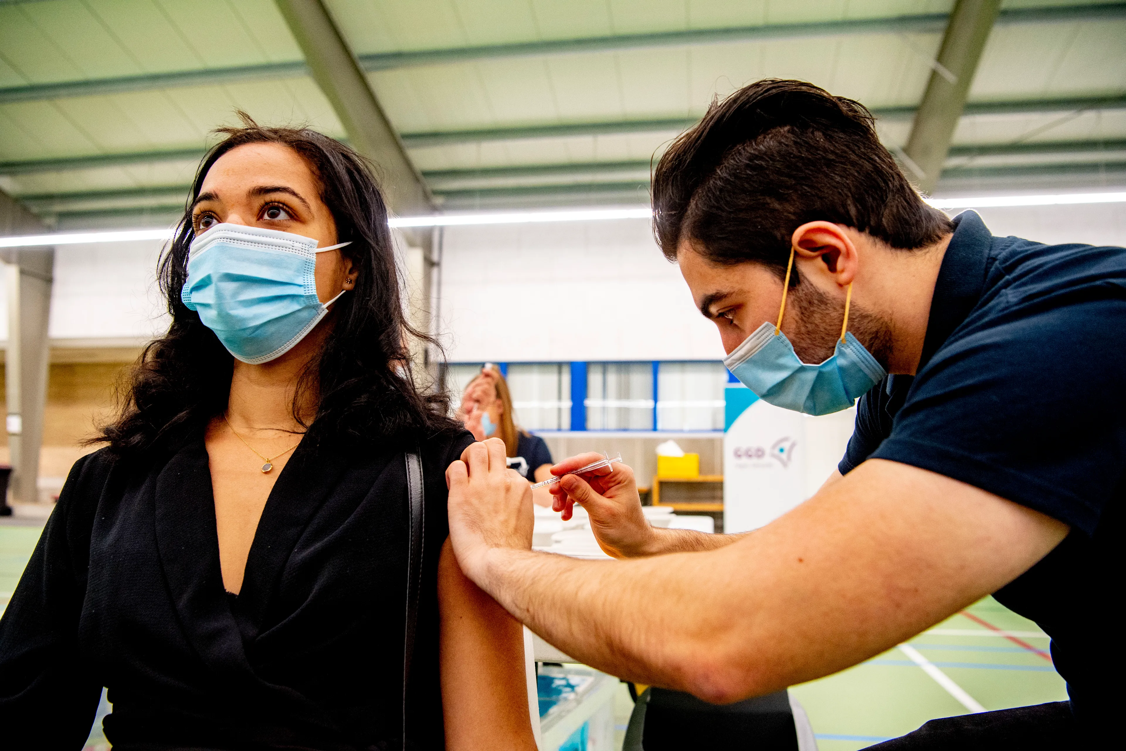 Krijgen we in Nederland straks een derde Pfizer-prik?