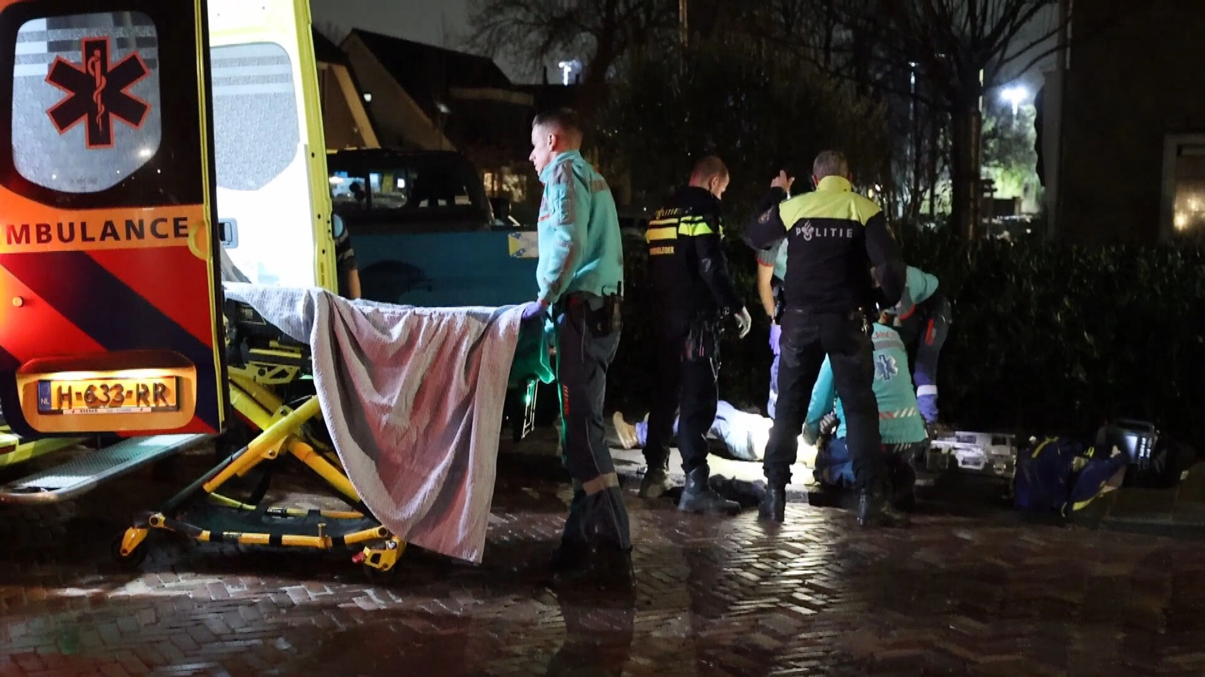 Twee verdachten (27 en 36) melden zich na steekpartij Honselersdijk