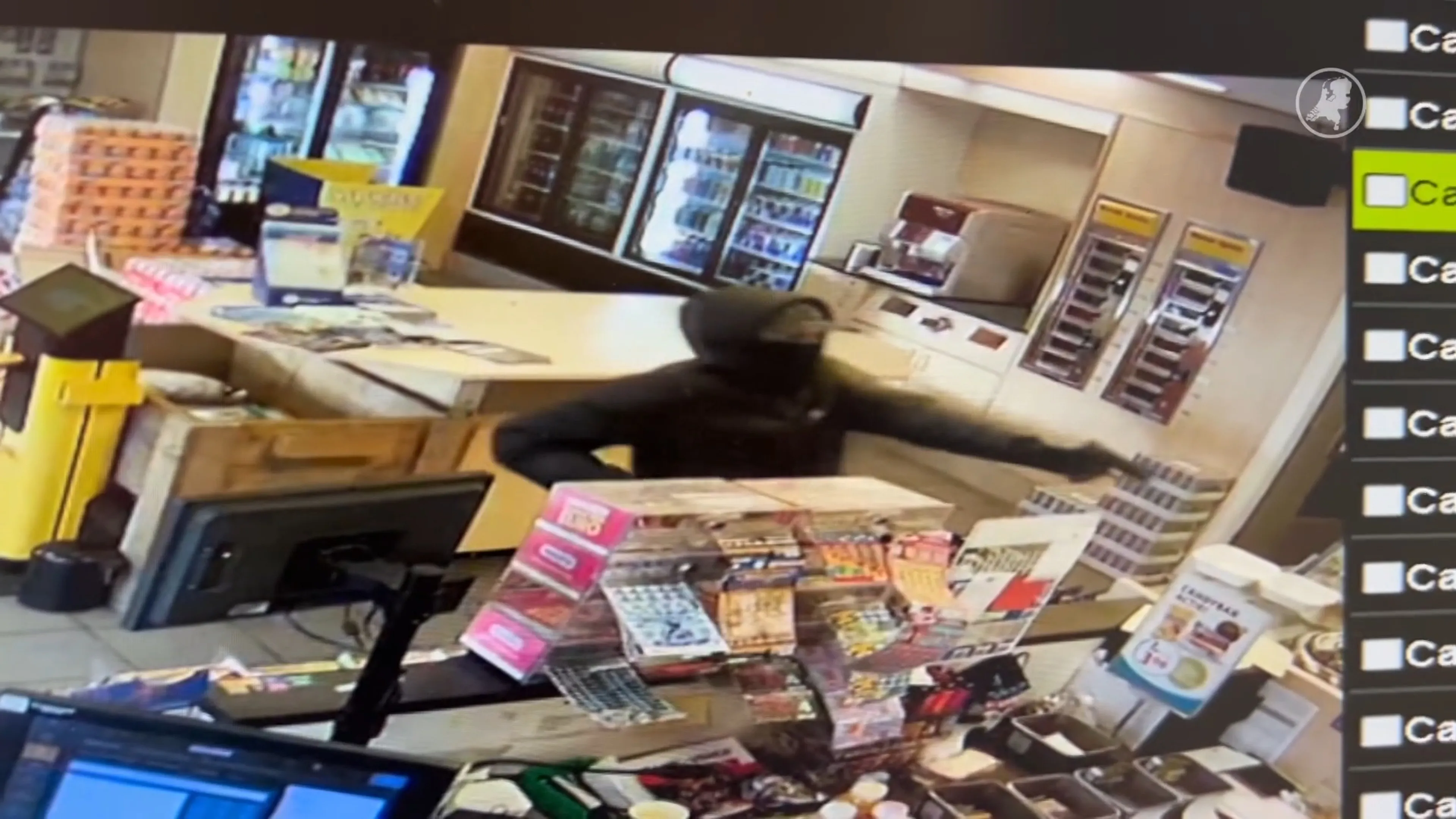 Overvaller bedreigt medewerker tankstation Hoogezand