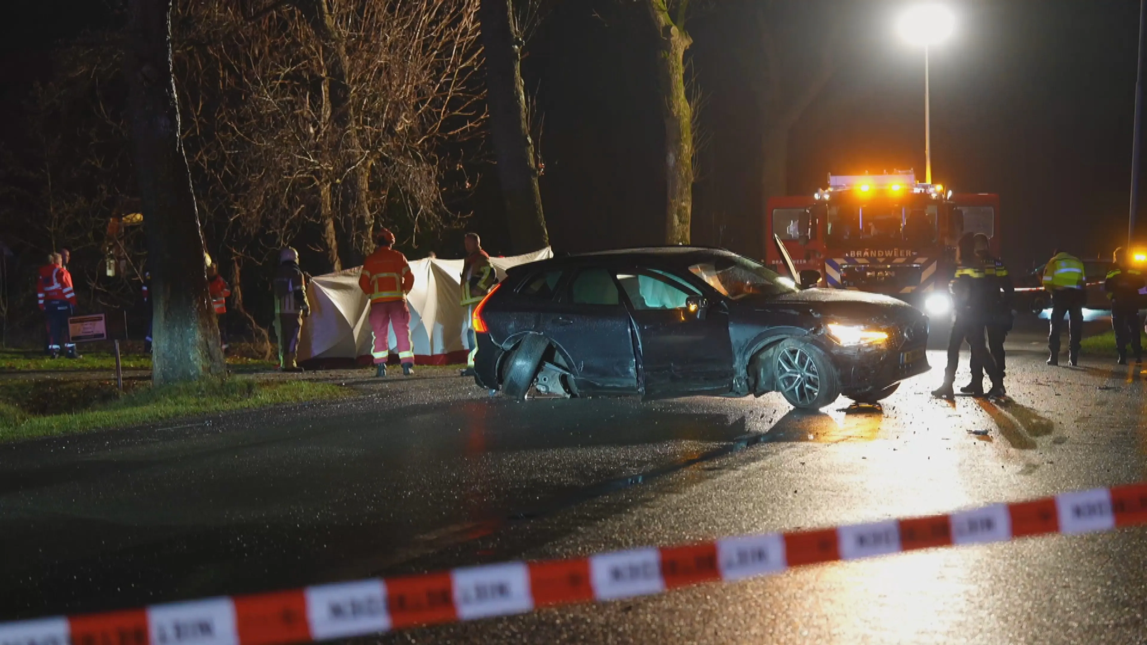 Dode en vier gewonden bij ernstig ongeval op N979 in Zevenhuizen