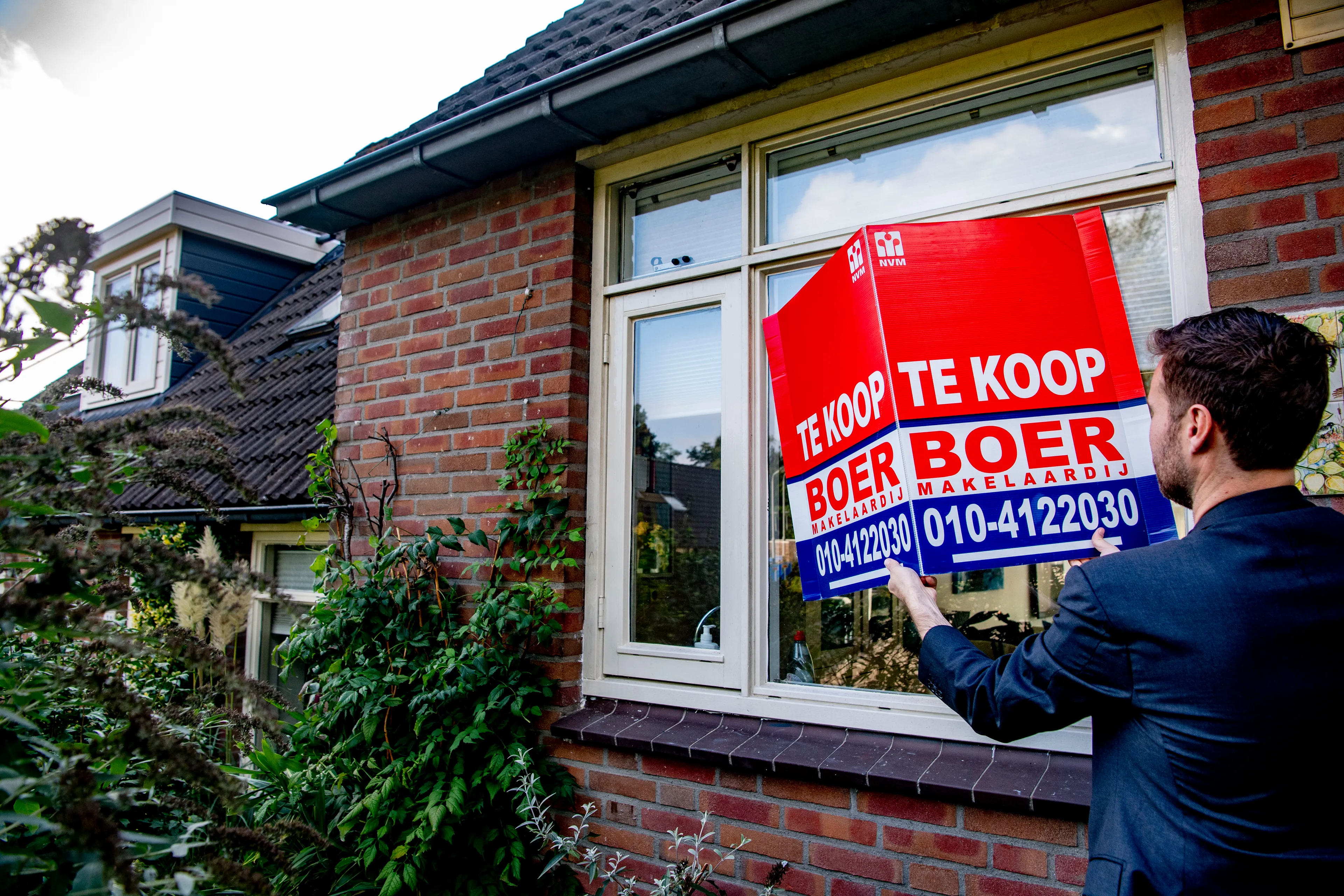 NVM: prijsgekte op woningmarkt houdt aan, aanbod daalt sterk