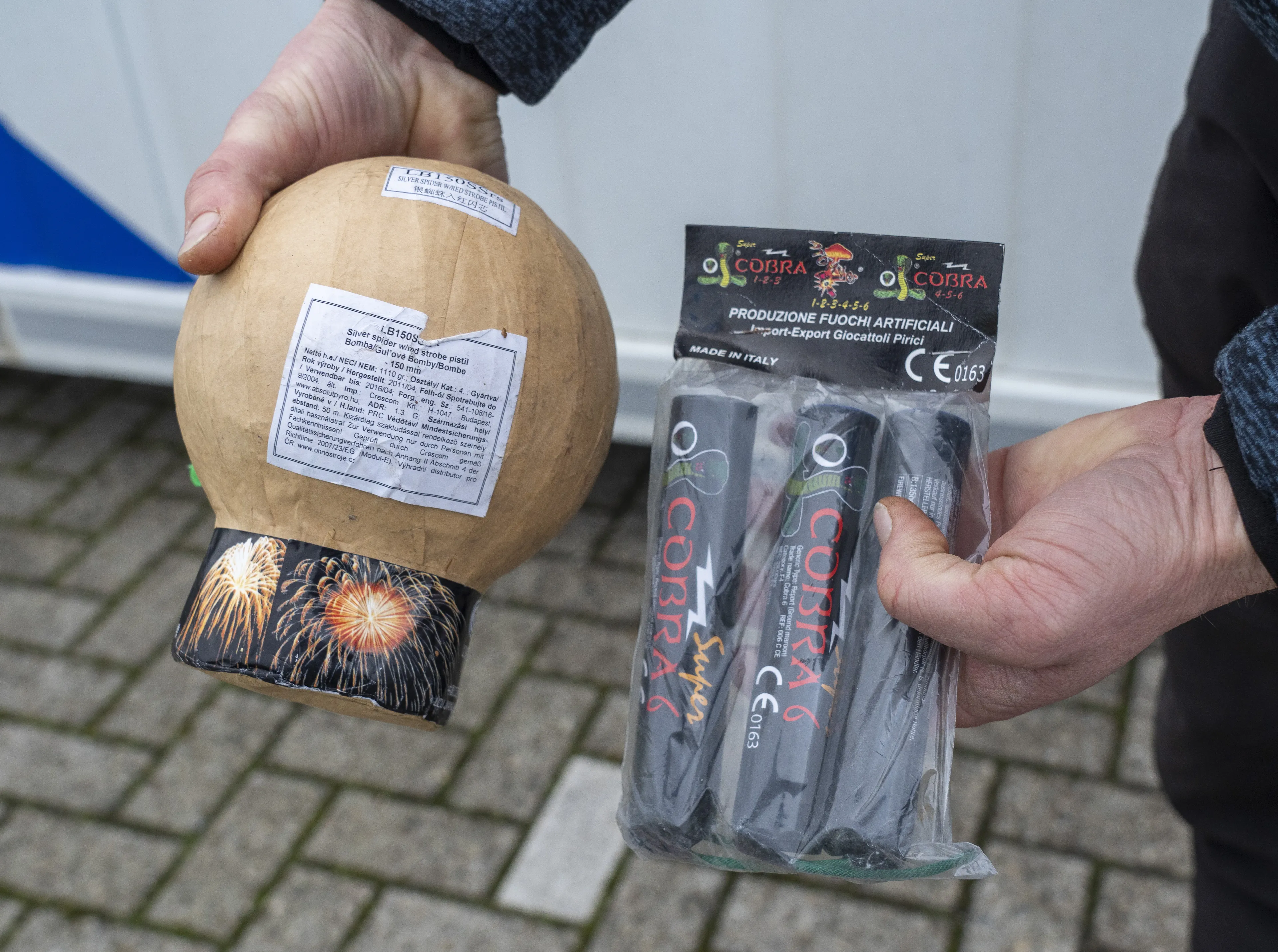 Politiebond wil illegaal vuurwerk net zo zwaar bestraffen als wapenbezit