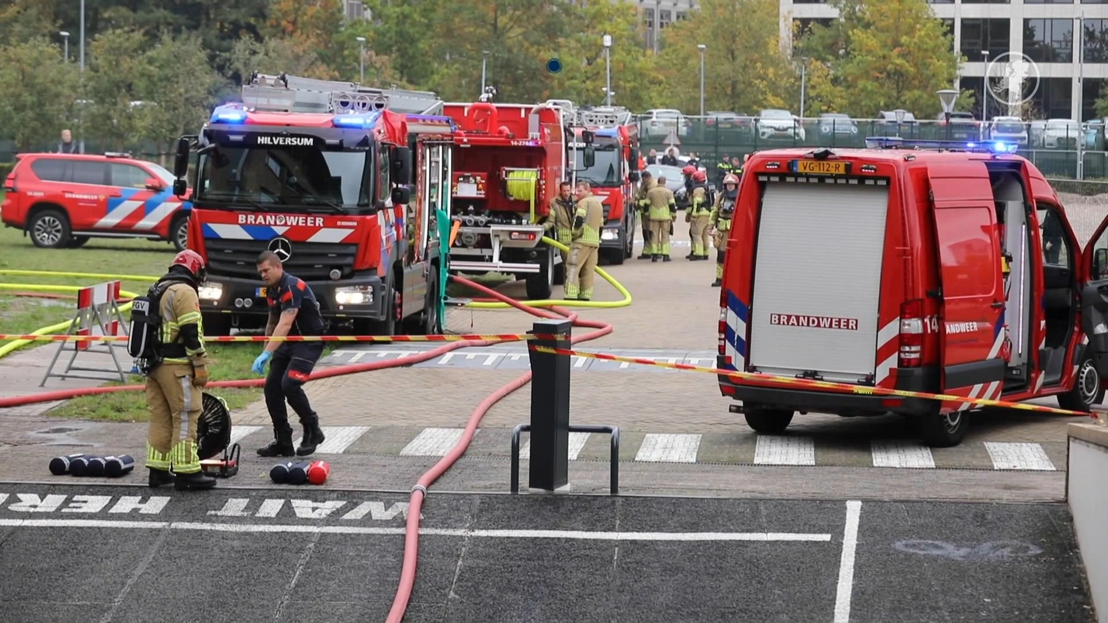 Brandweer rukt uit voor brand in parkeergarage Hilversum