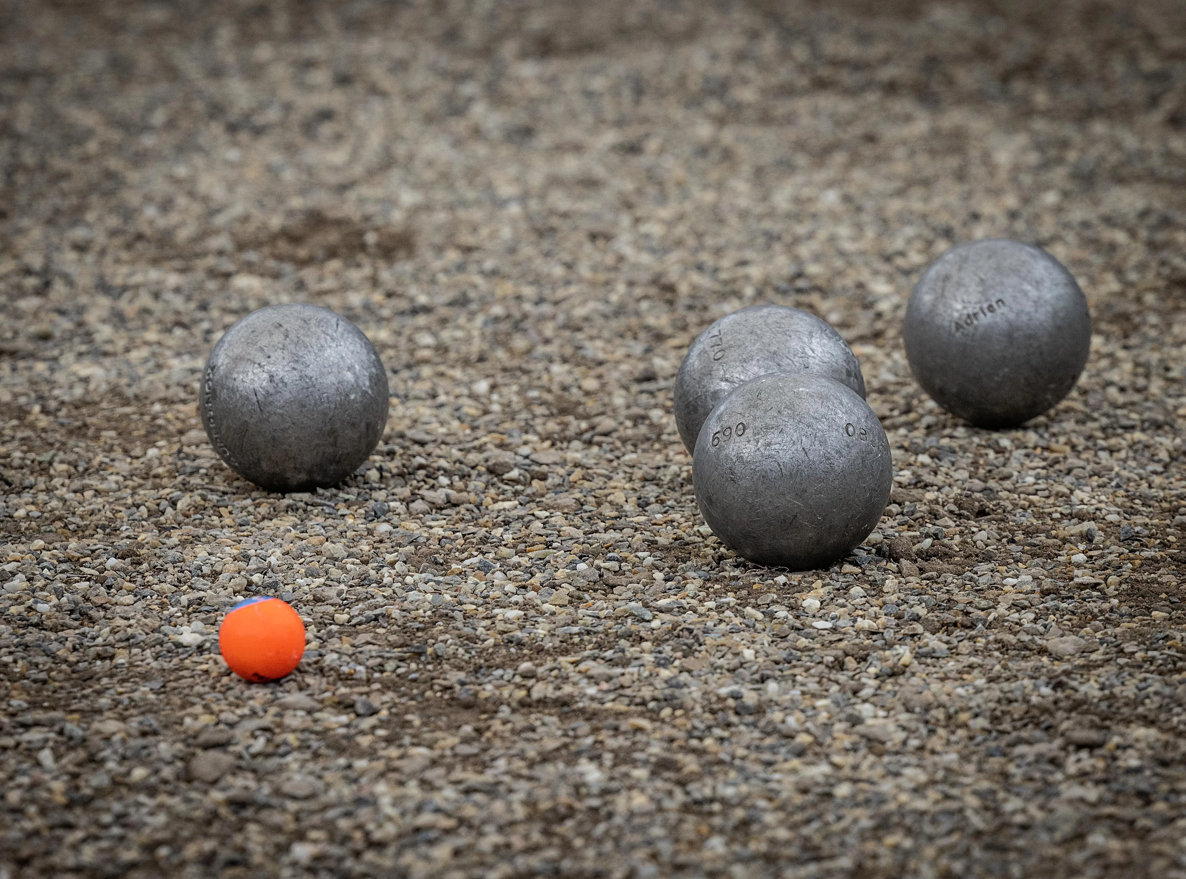 Petanquebal 'ontploft als een granaat', Nederlander zwaargewond