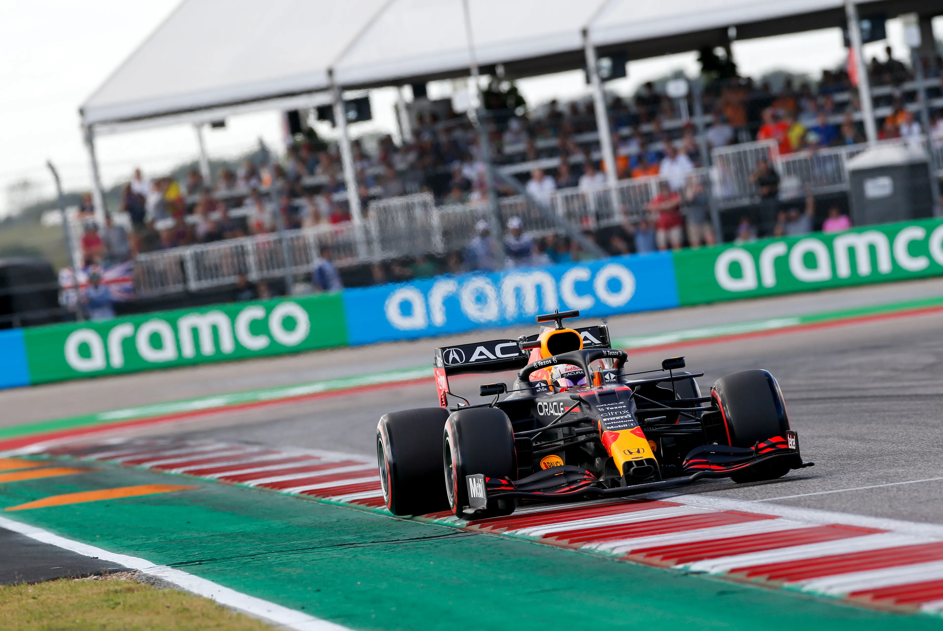 Pole position voor Max Verstappen in Grand Prix van Amerika