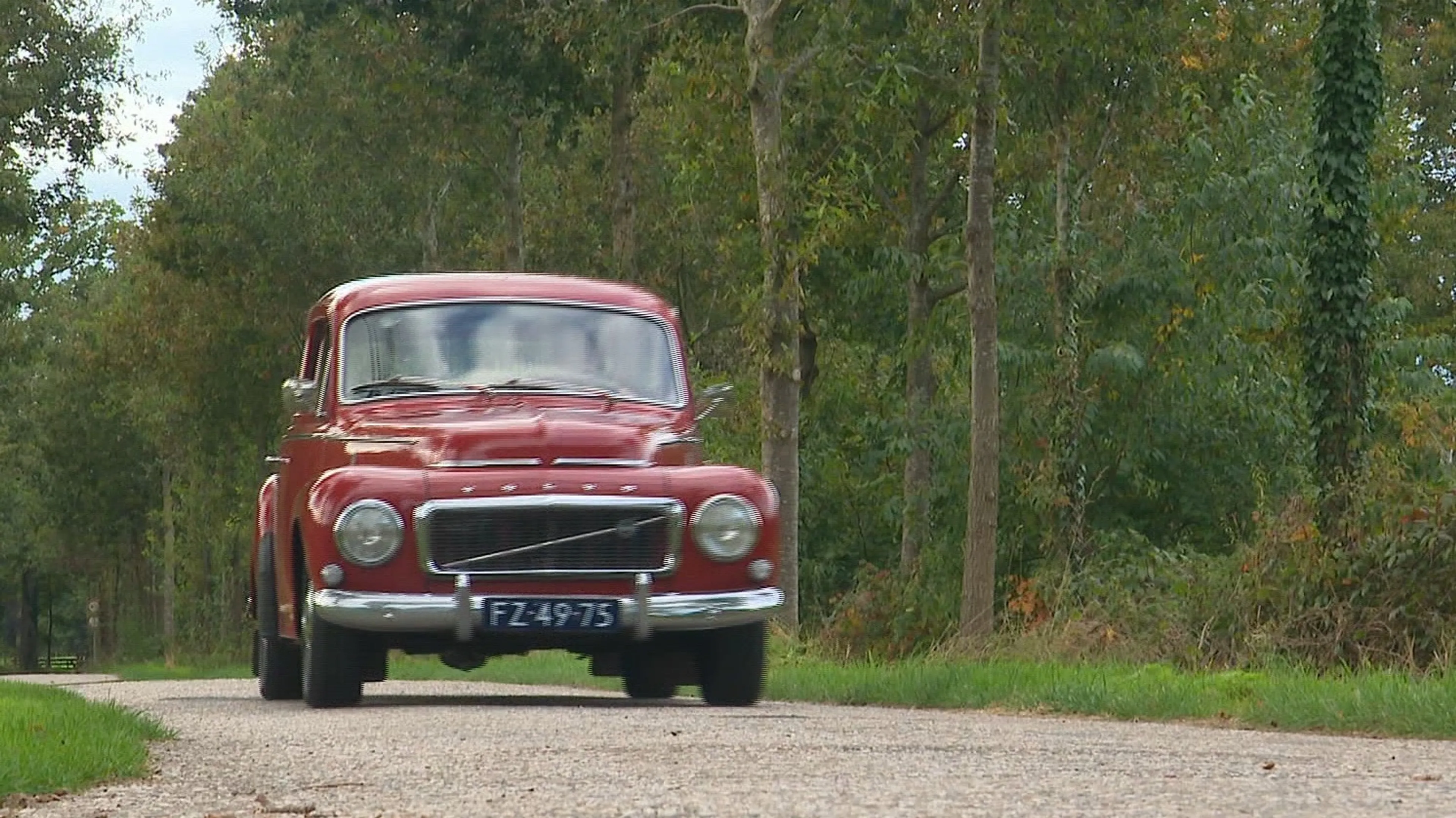 Oude liefde roest niet: Herman rijdt al 50 jaar in zijn allereerste auto