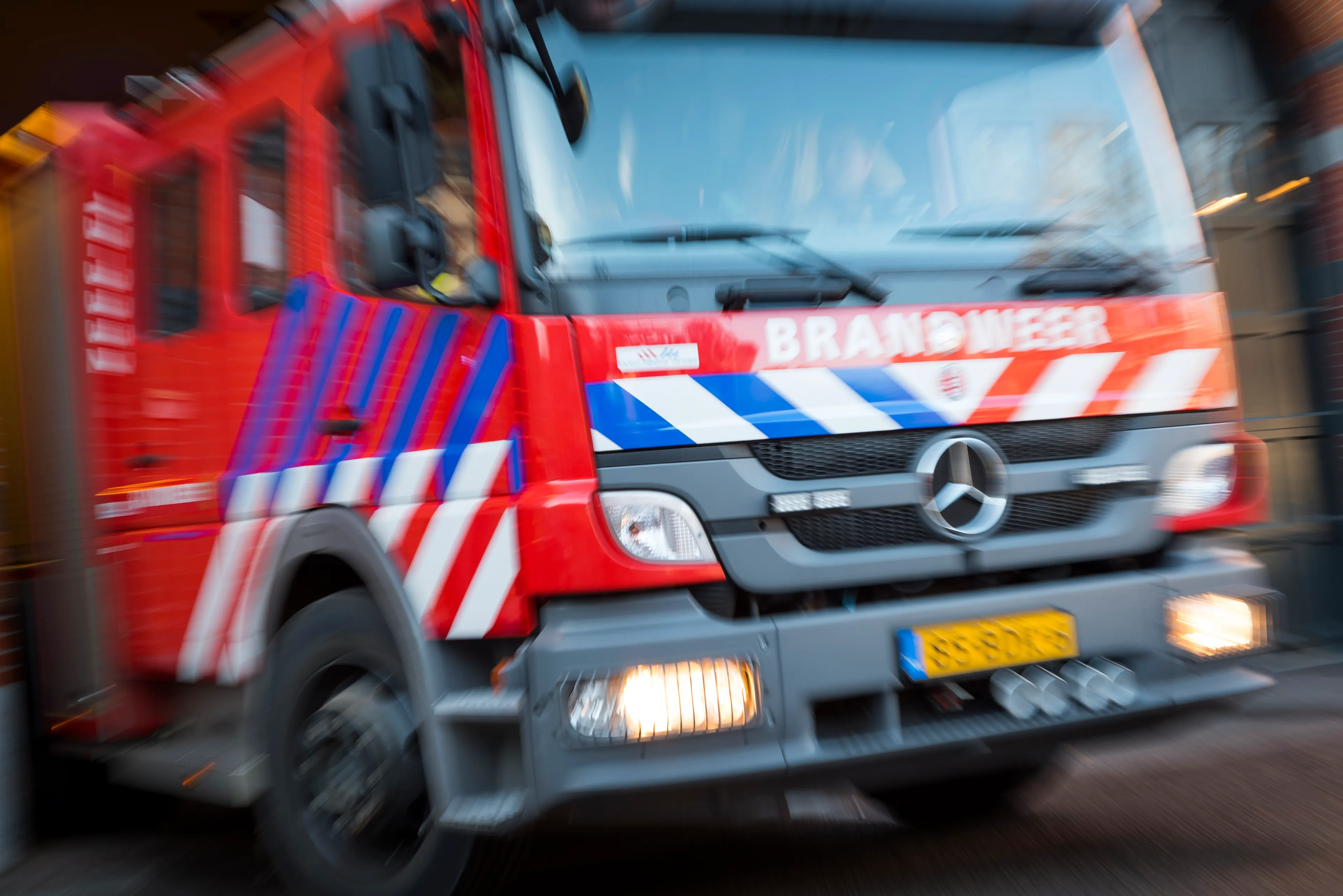 Drie gewonden bij brand in kraakpand Rotterdam