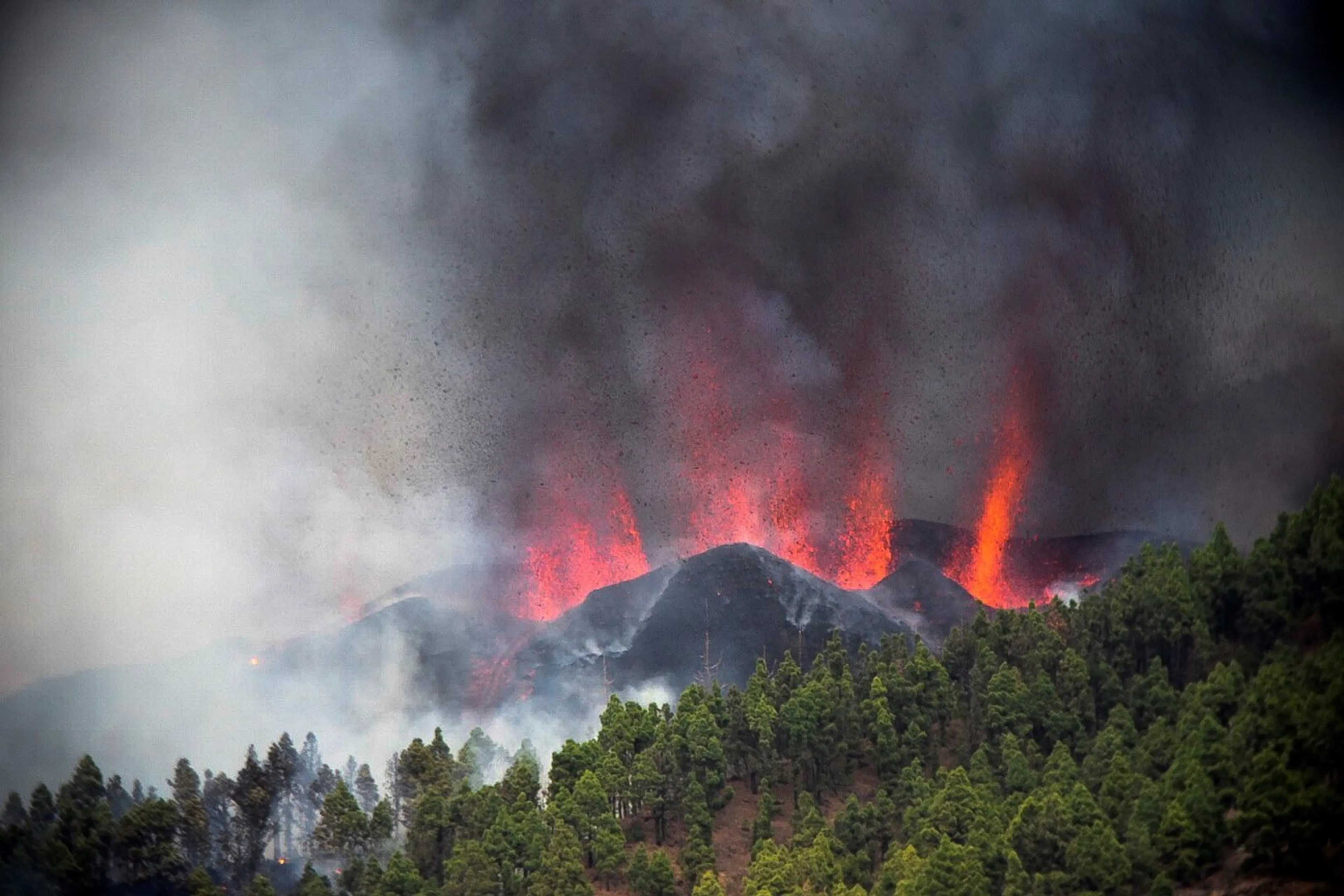 Aswolk La Palma trekt over Nederland, geen risico's voor volksgezondheid