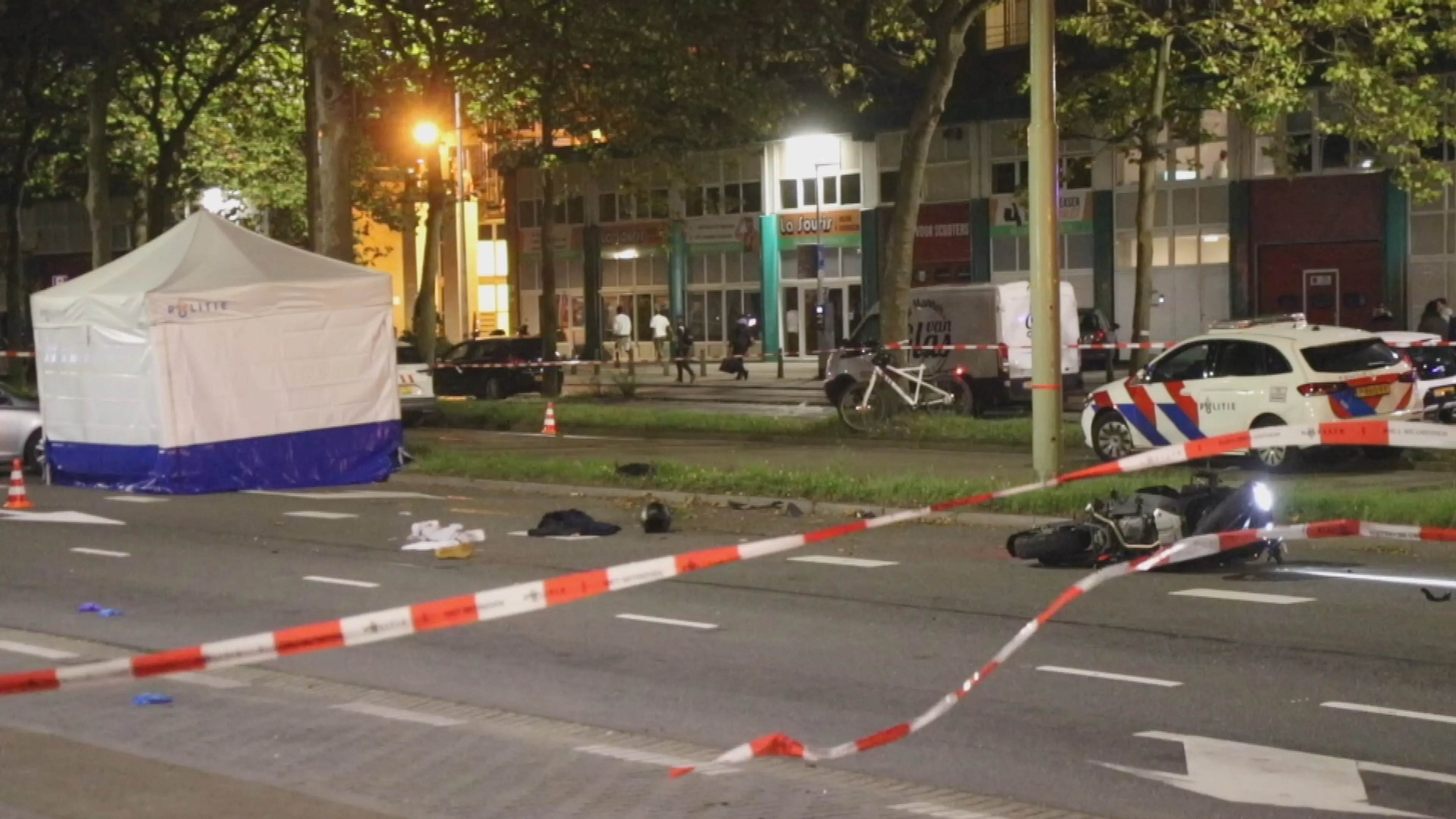 Dode (30) en zwaargewonde (23) door ernstig verkeersongeluk in Den Haag
