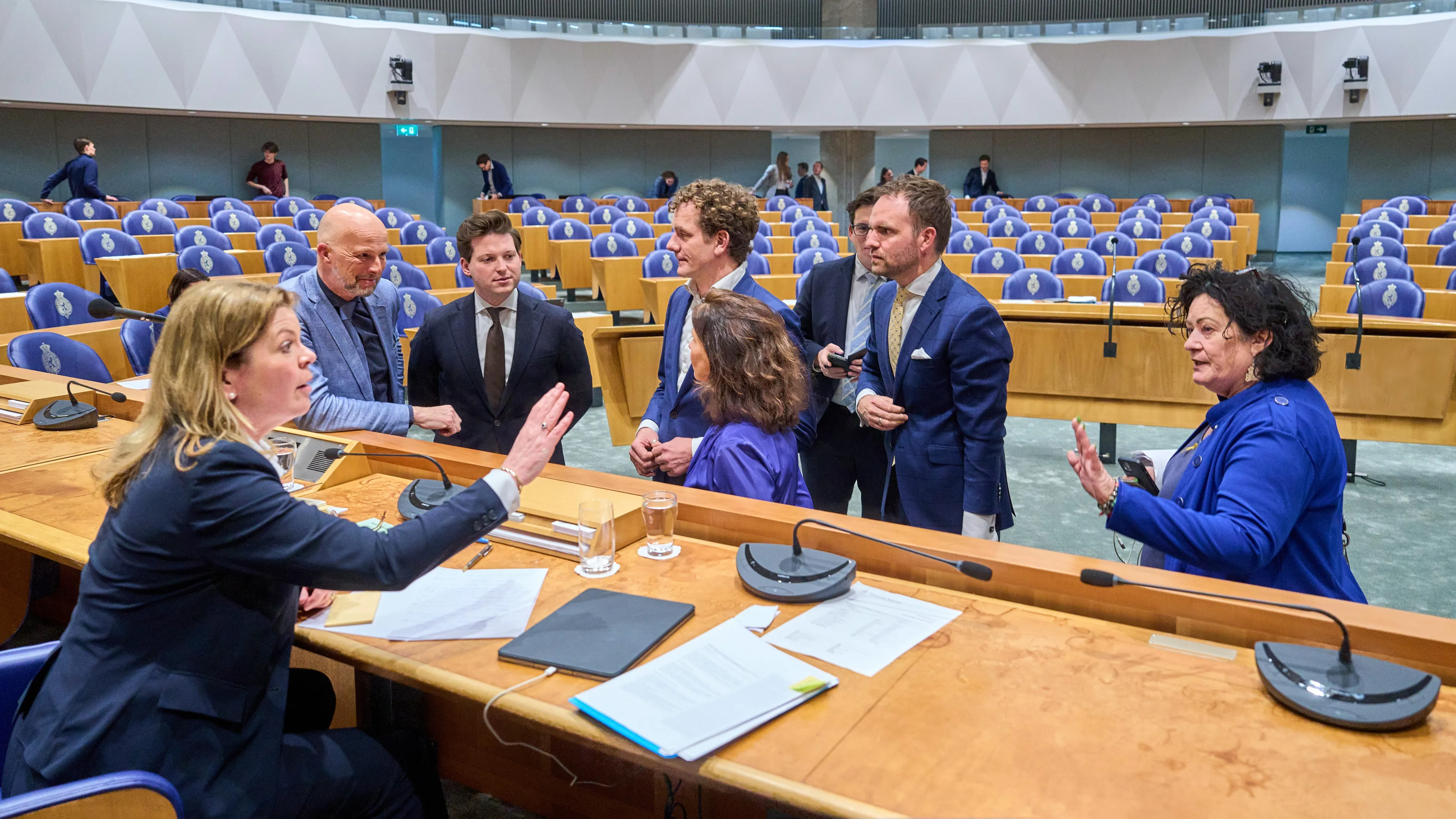 Stikstofdebat in tijdnood, gaat na reces verder: 'Zweem dat coalitie tijd koopt'
