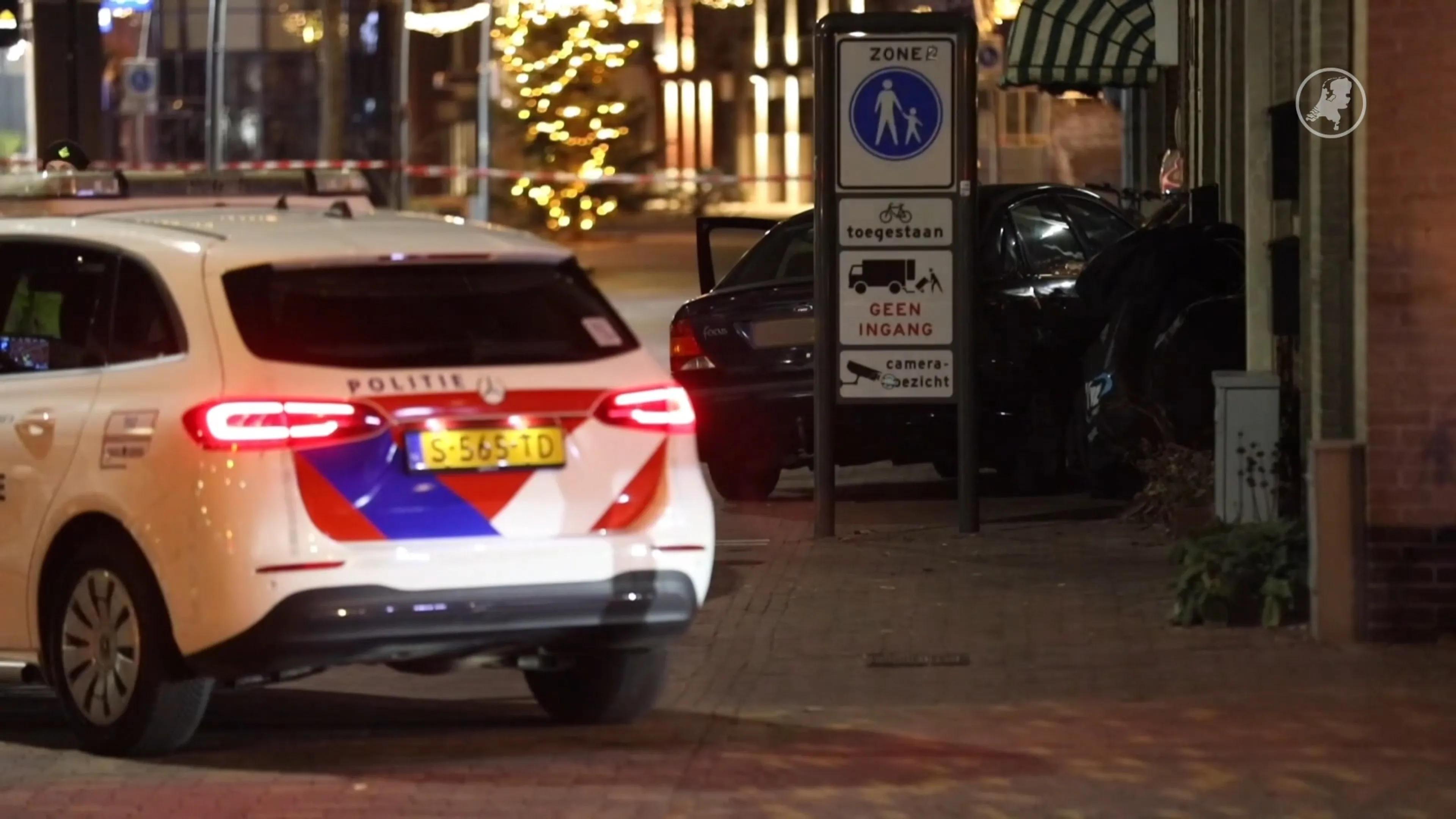 Automobilist rijdt in op groepje mensen in Ede: meerdere gewonden