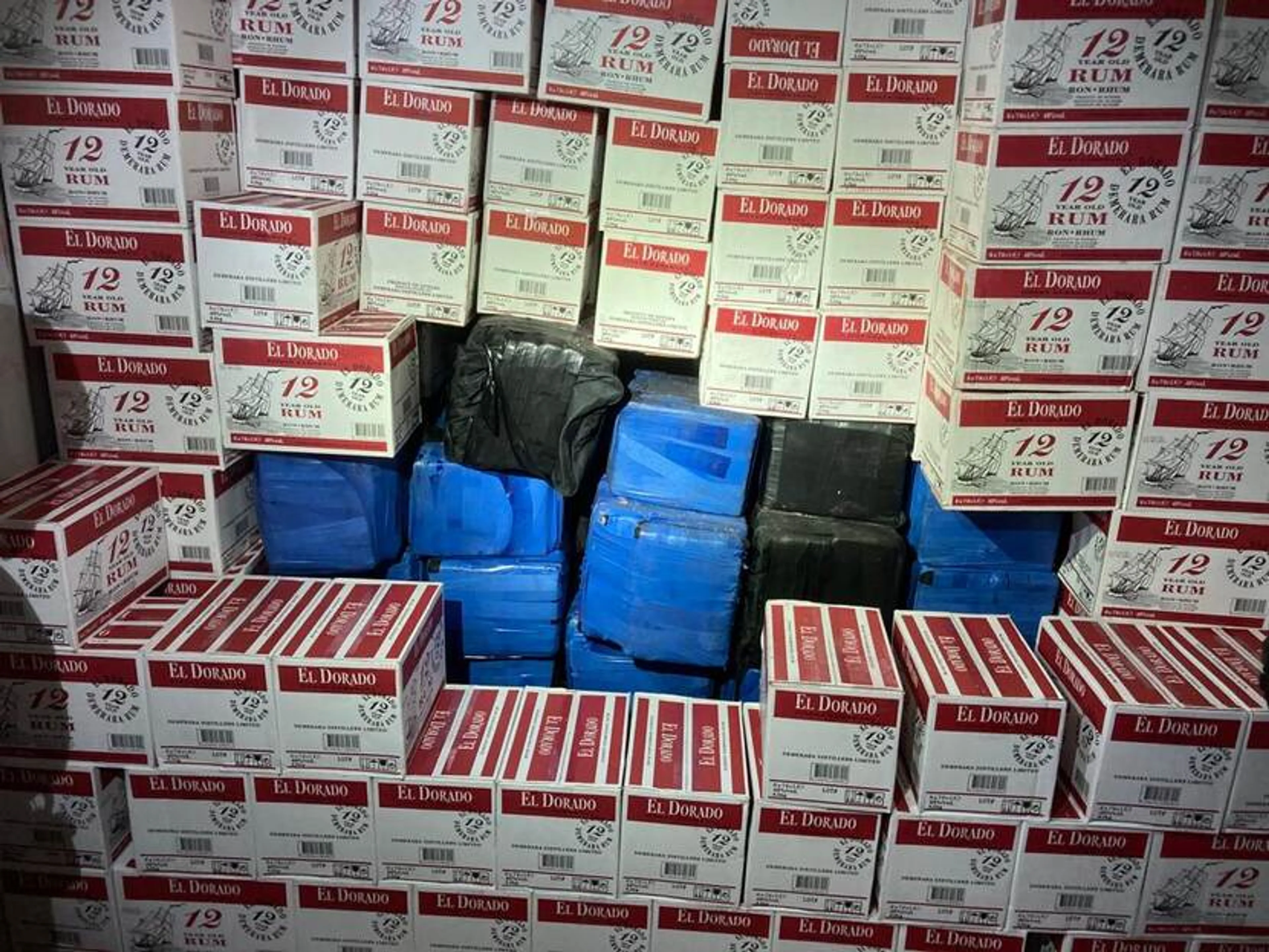 Vorig jaar ruim 5 miljard euro aan cocaïne onderschept in Rotterdamse haven