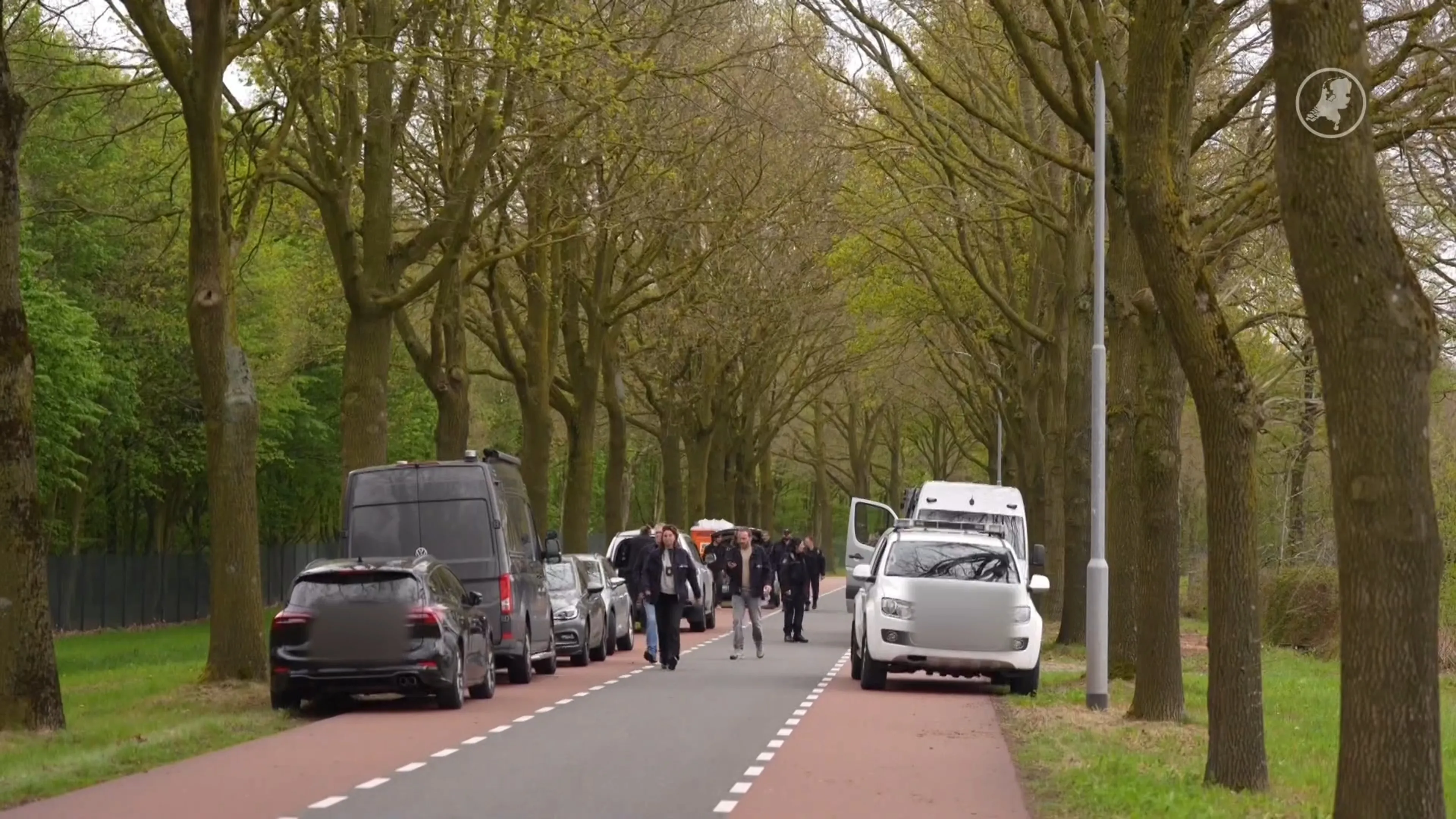 Groot onderzoek nabij Eindhoven Airport, politie laat niks los