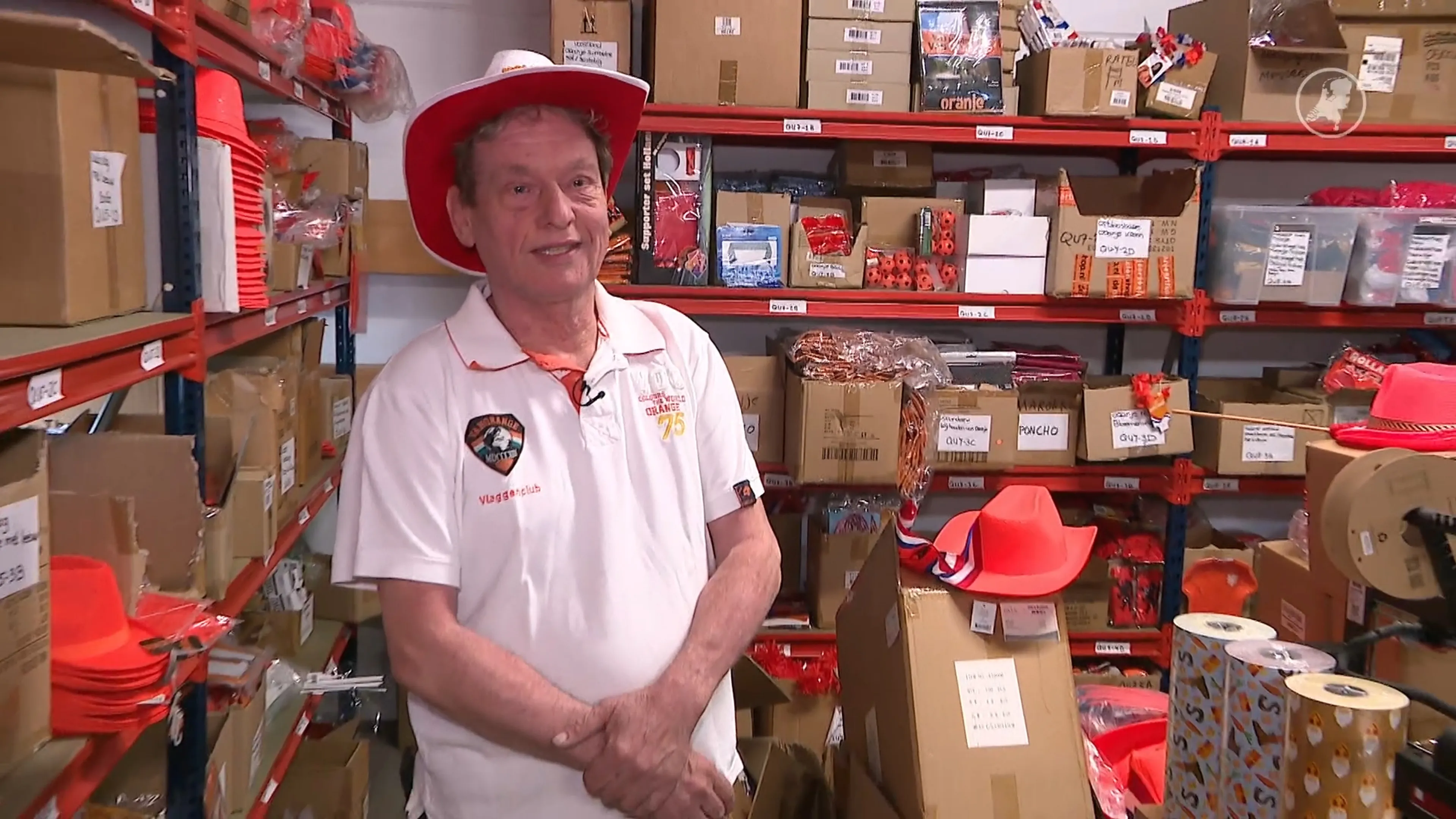 Oranjekoorts barst los: vlaggen en versiering vliegen de deur uit