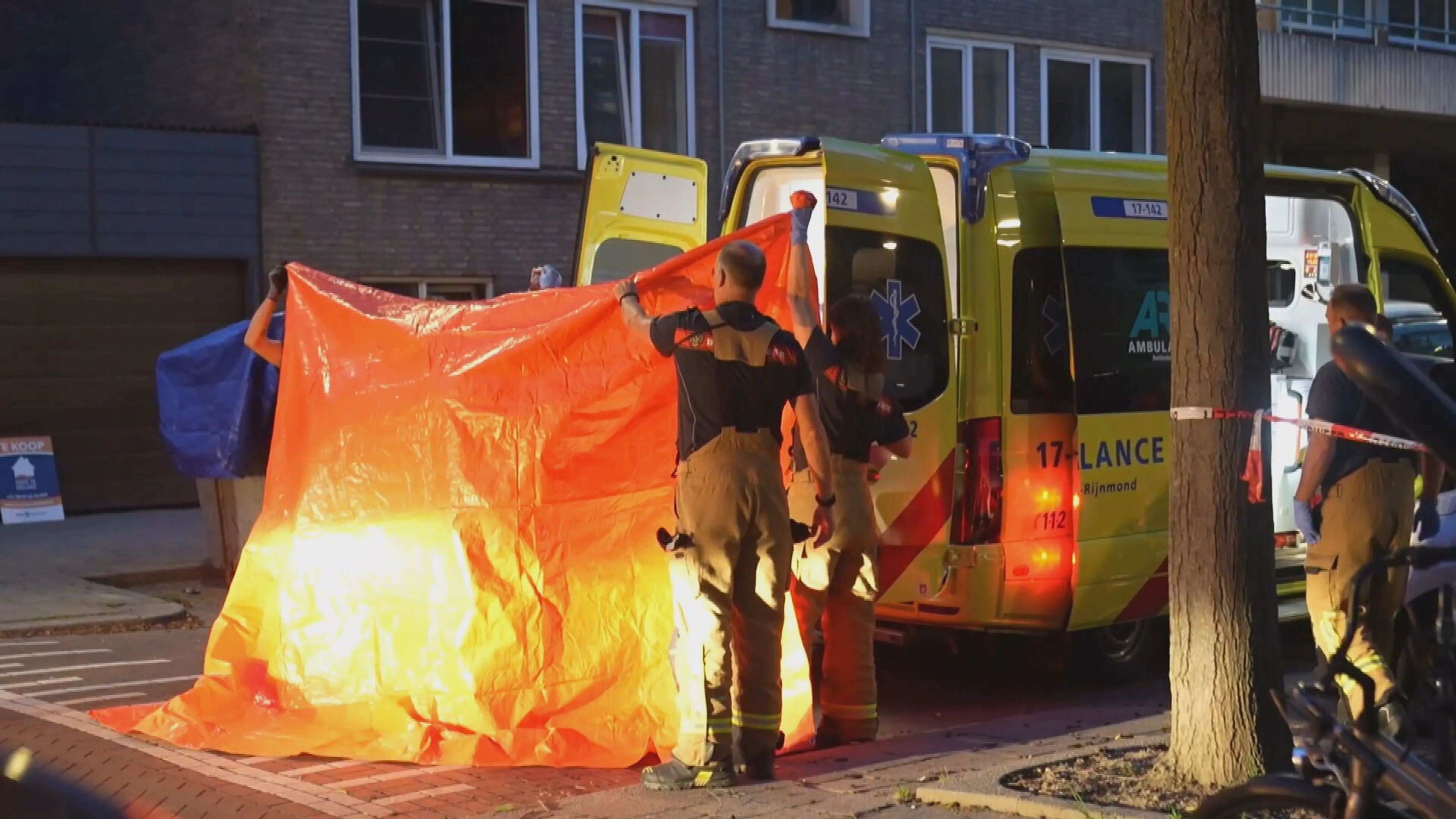 Peuter (2) overleden na val uit raam in Rotterdam
