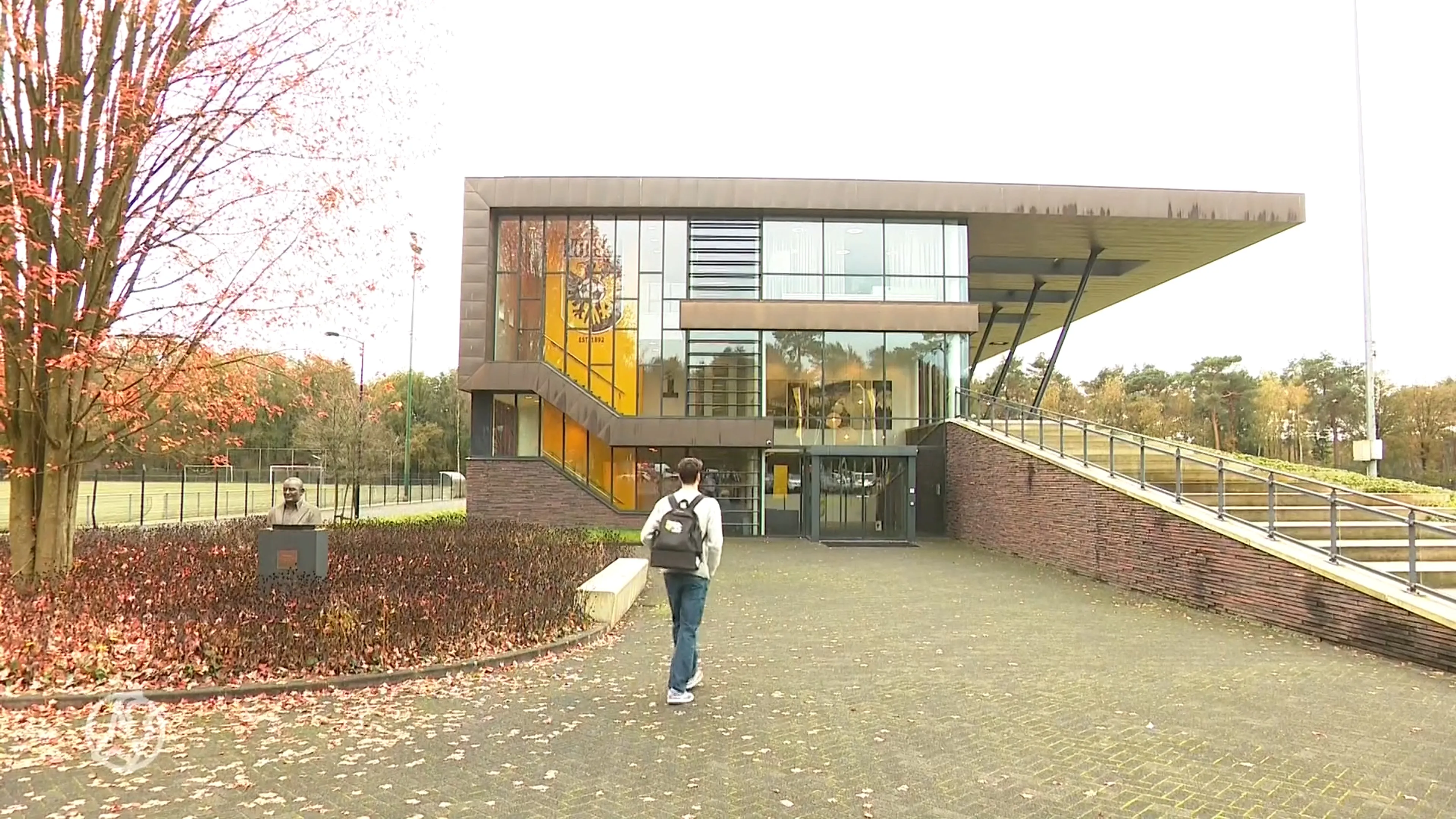 Directeur Vitesse: 'Terugtrekken overnamepartner is geen genadeslag'