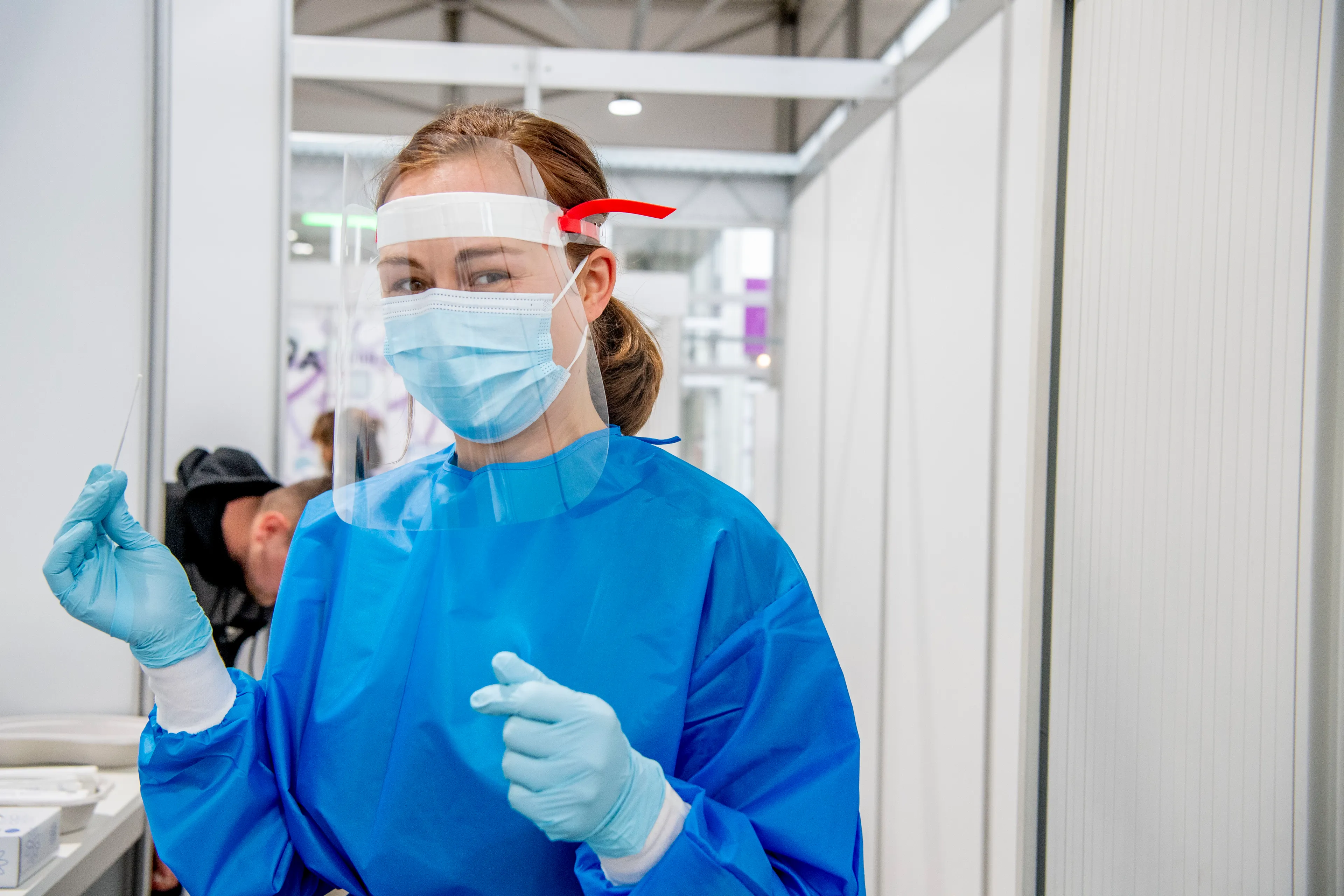 LIVEBLOG | RIVM meldt 5725 nieuwe coronabesmettingen, extra veel door storing van woensdag
