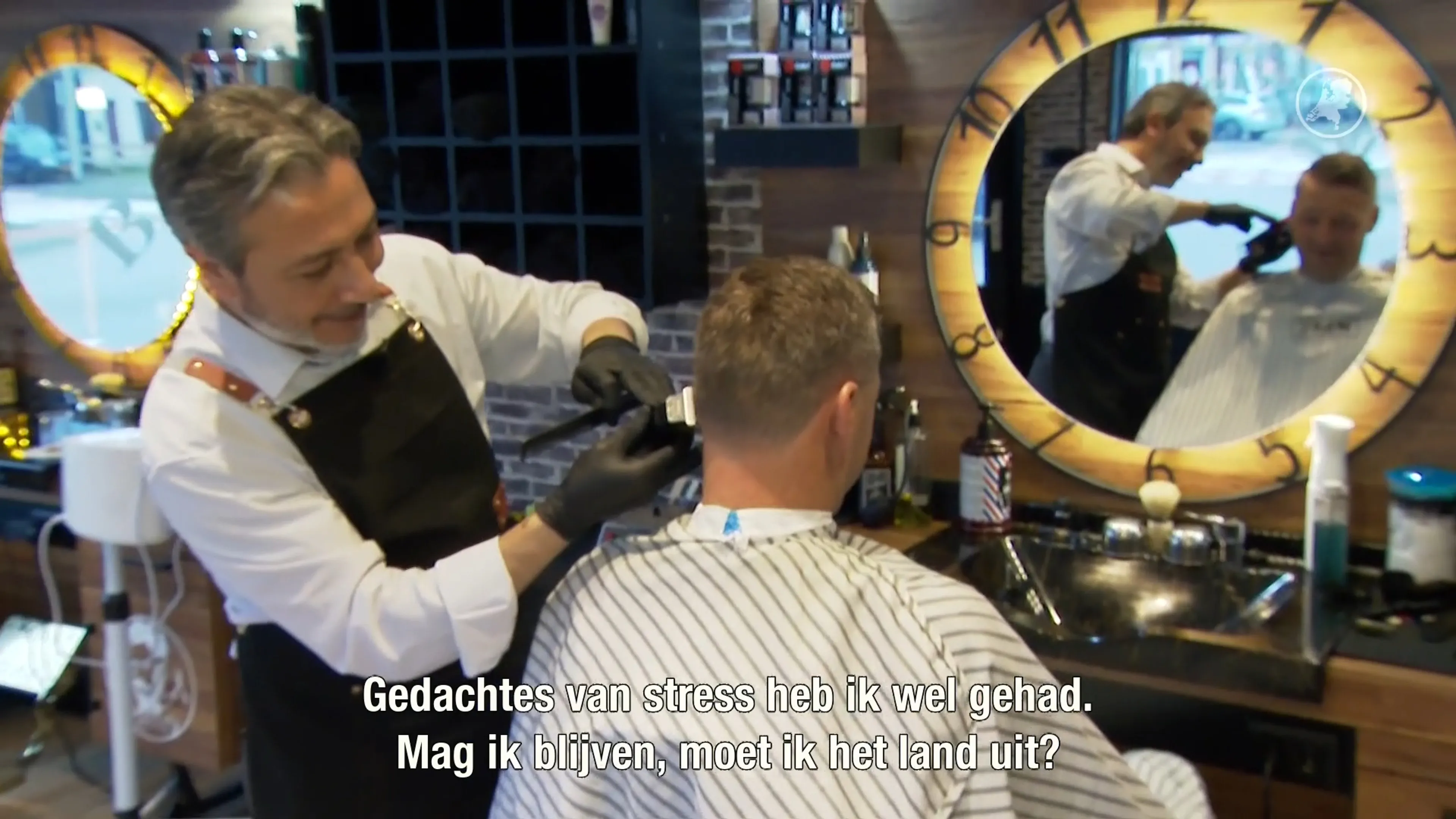Kapper Metin dreigt land uitgezet te worden, klanten komen in actie