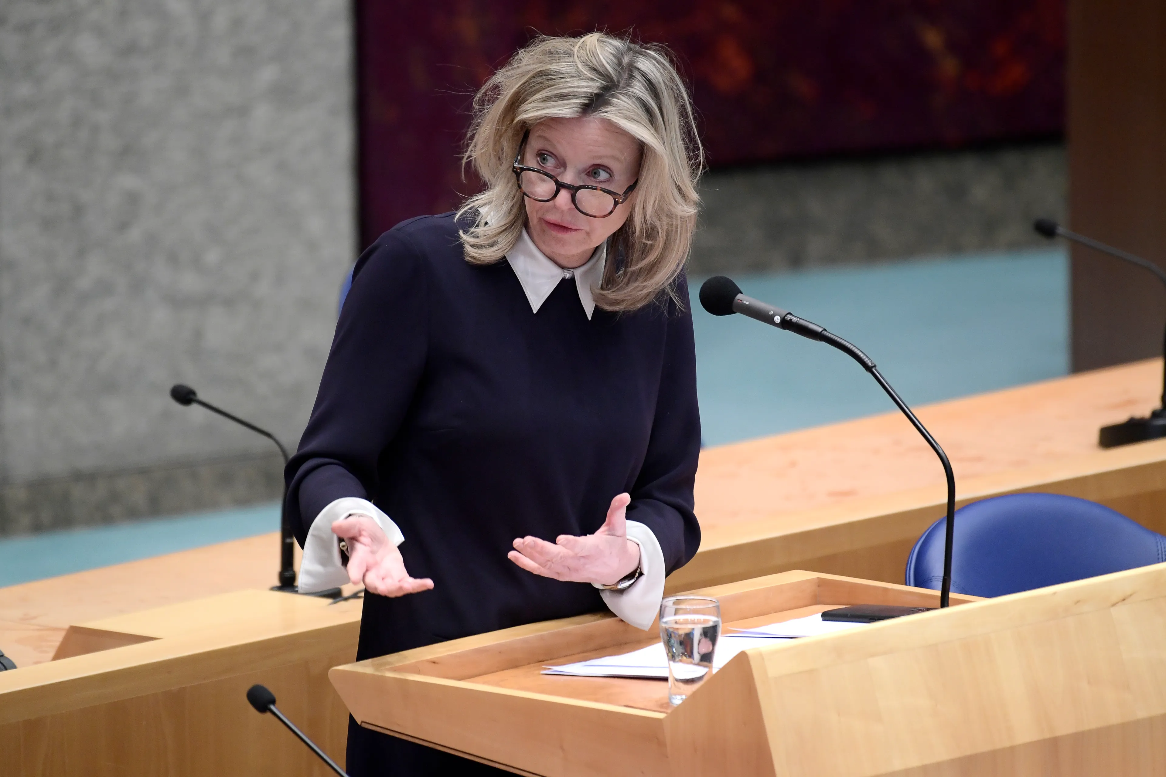 Ollongren bezorgd over nieuwe 'politieke wind' na winst Wilders