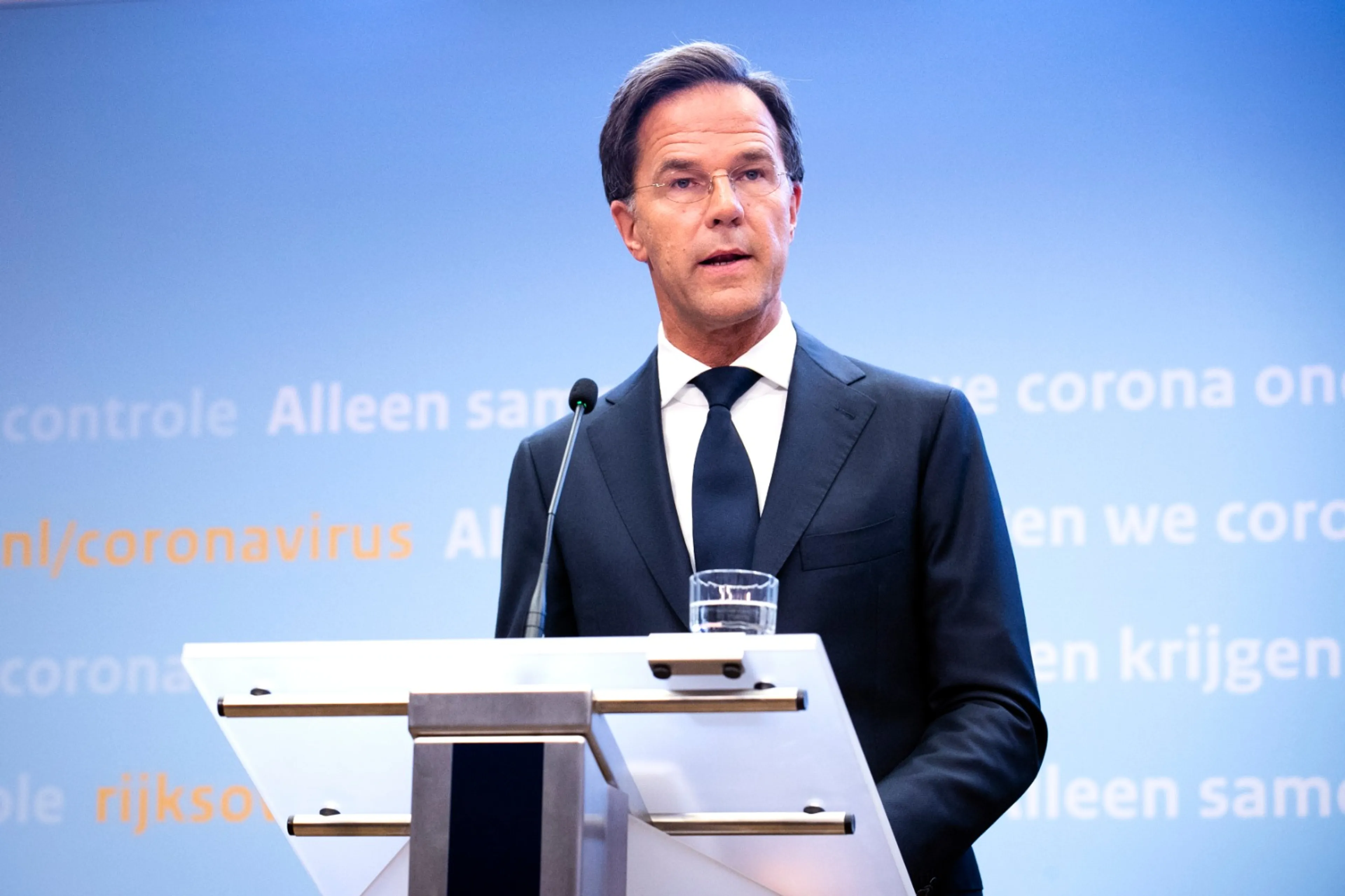 LIVEBLOG | Vanaf dinsdag nieuwe coronamaatregelen, OMT-lid heeft bedenkingen