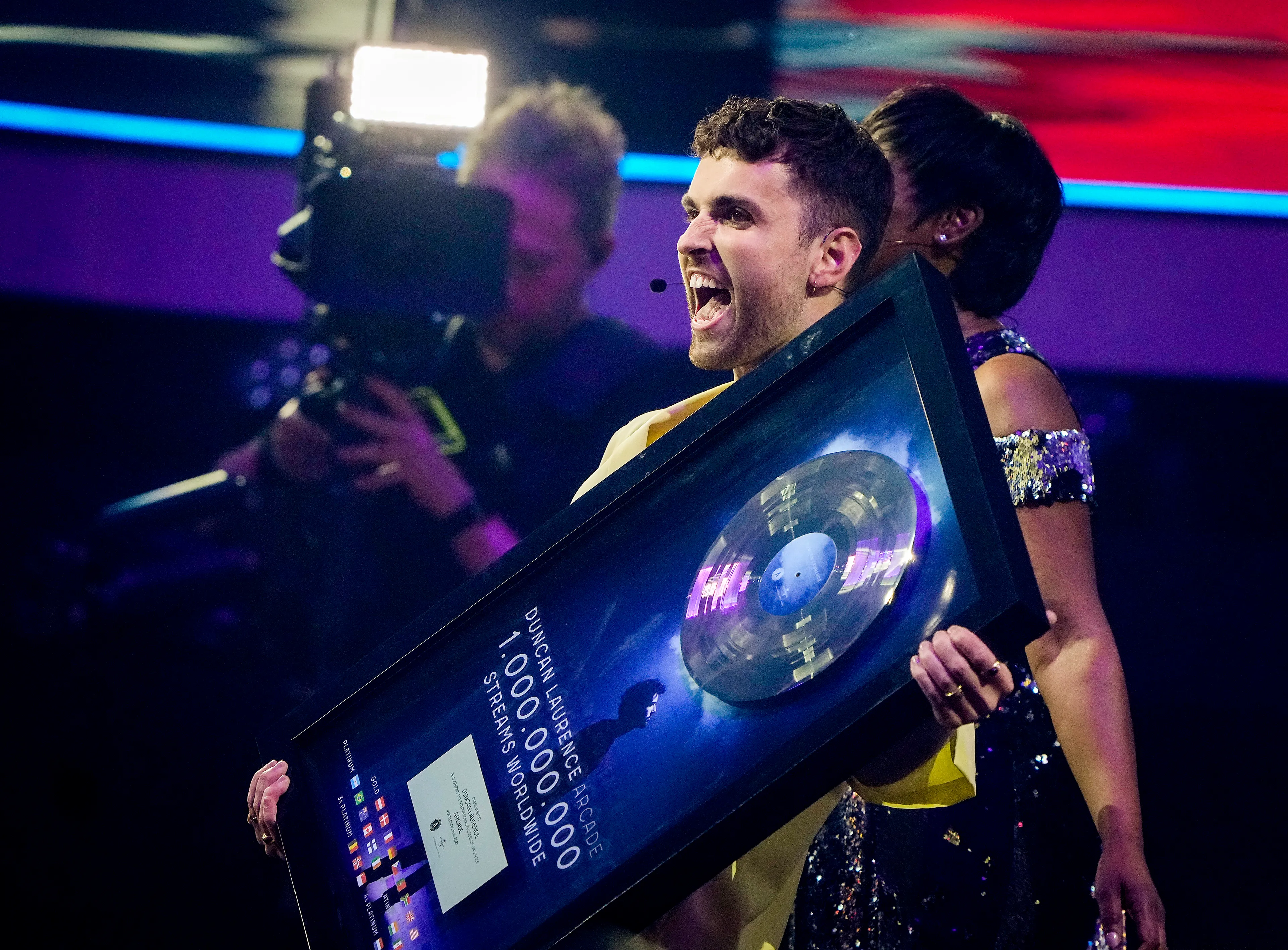 Duncan Laurence positief getest op corona, treedt niet op tijdens finale Songfestival