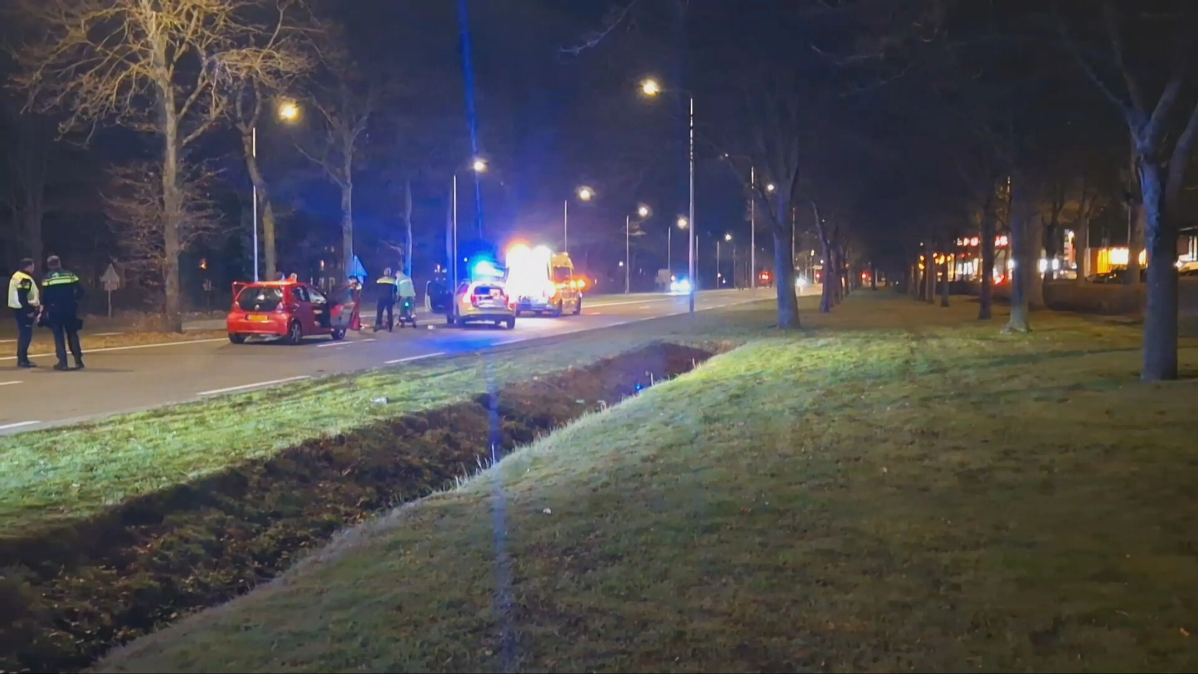Man zwaargewond na aanrijding Venlo, mogelijk betrokken bij mishandeling