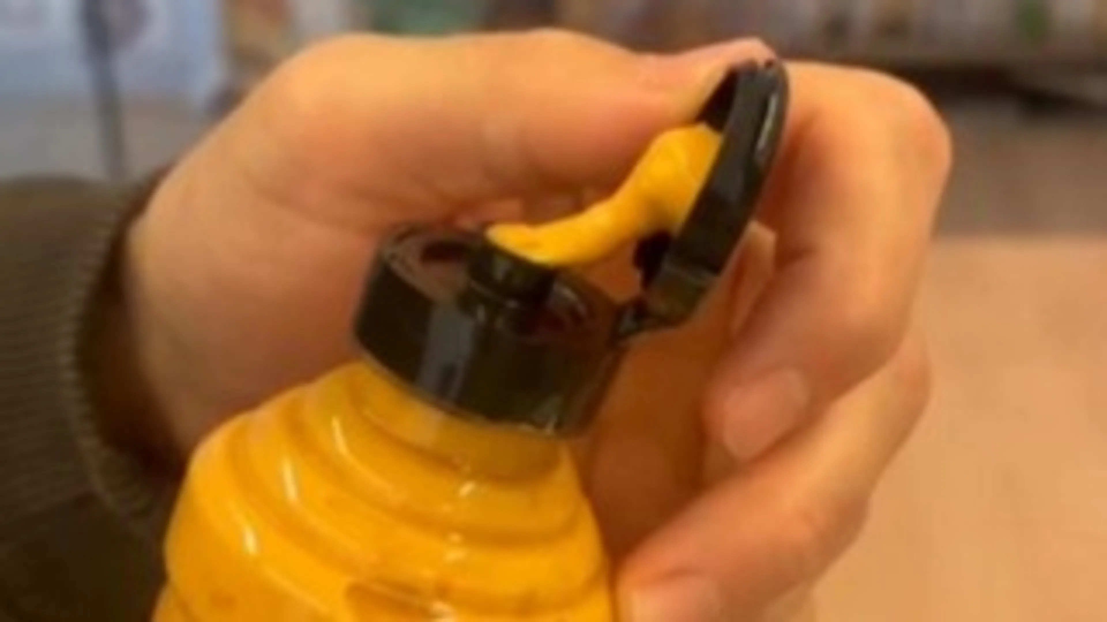 NVWA waarschuwt voor mayonaise waarvan verpakking bol kan staan