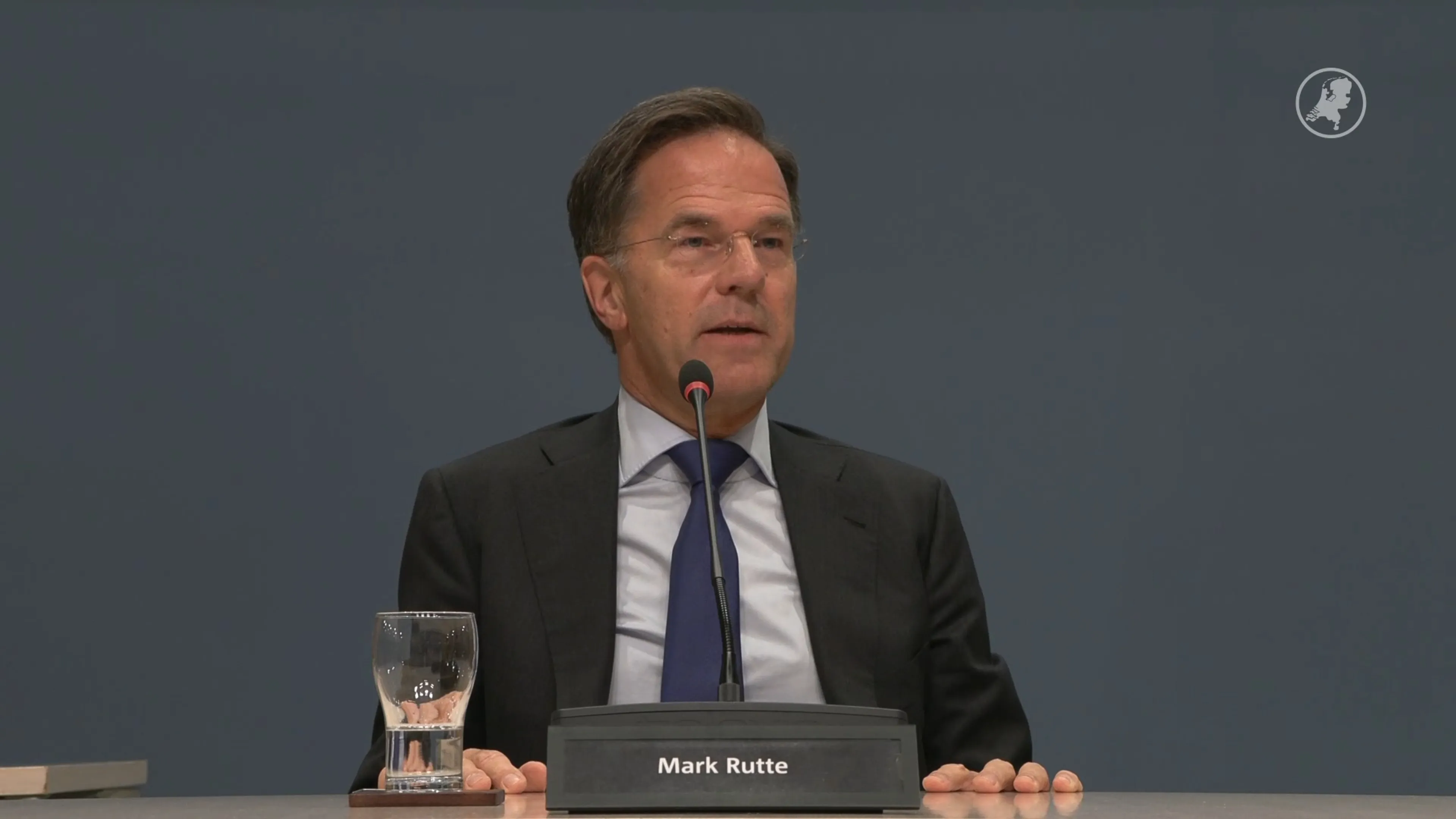 Rutte over beledigende appjes Grapperhaus: 'Niet fraai', maar onder 'zeer hoge druk'