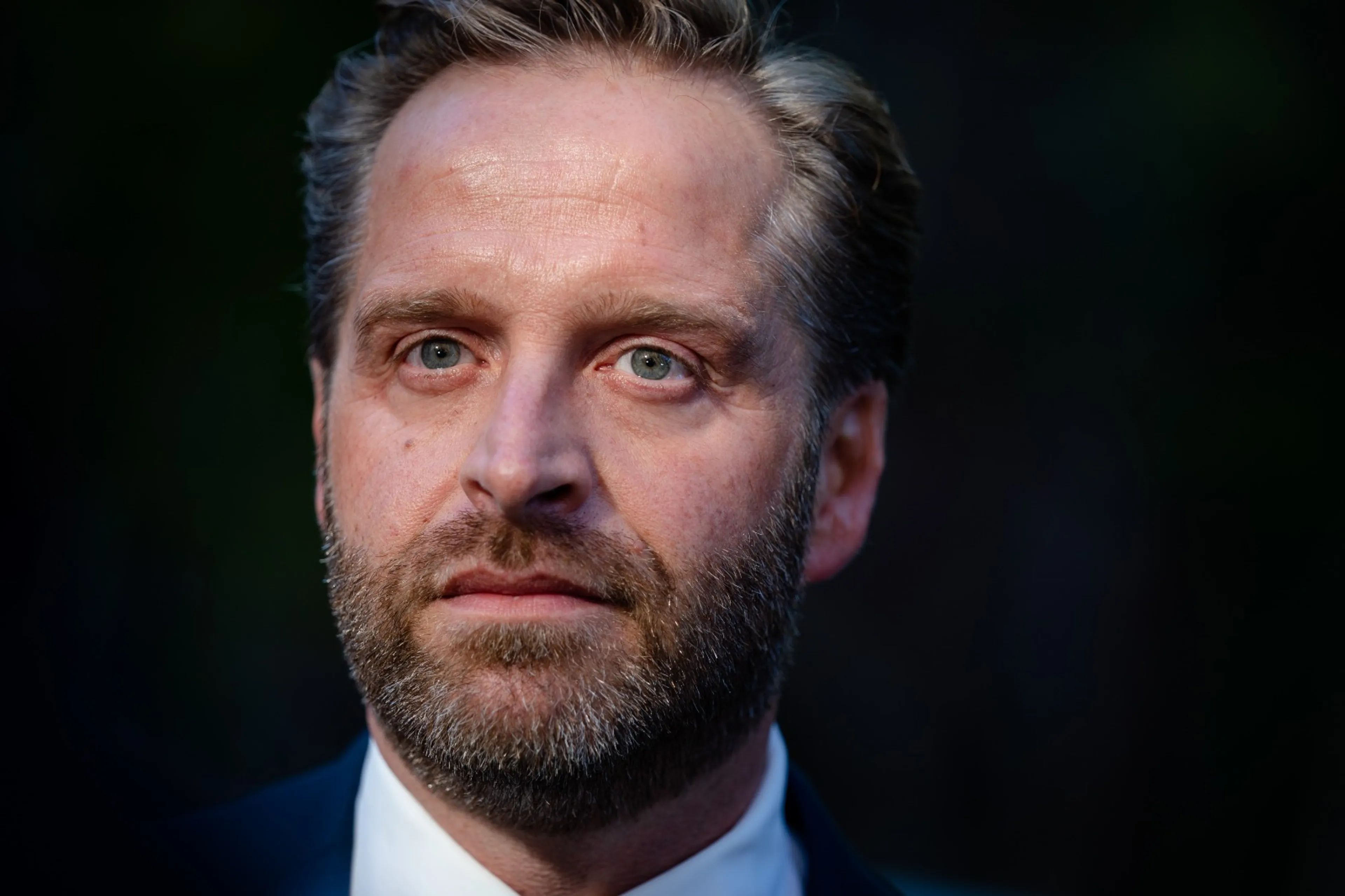 Gaat het kabinet ingrijpen nu het aantal coronabesmettingen weer snel oploopt?