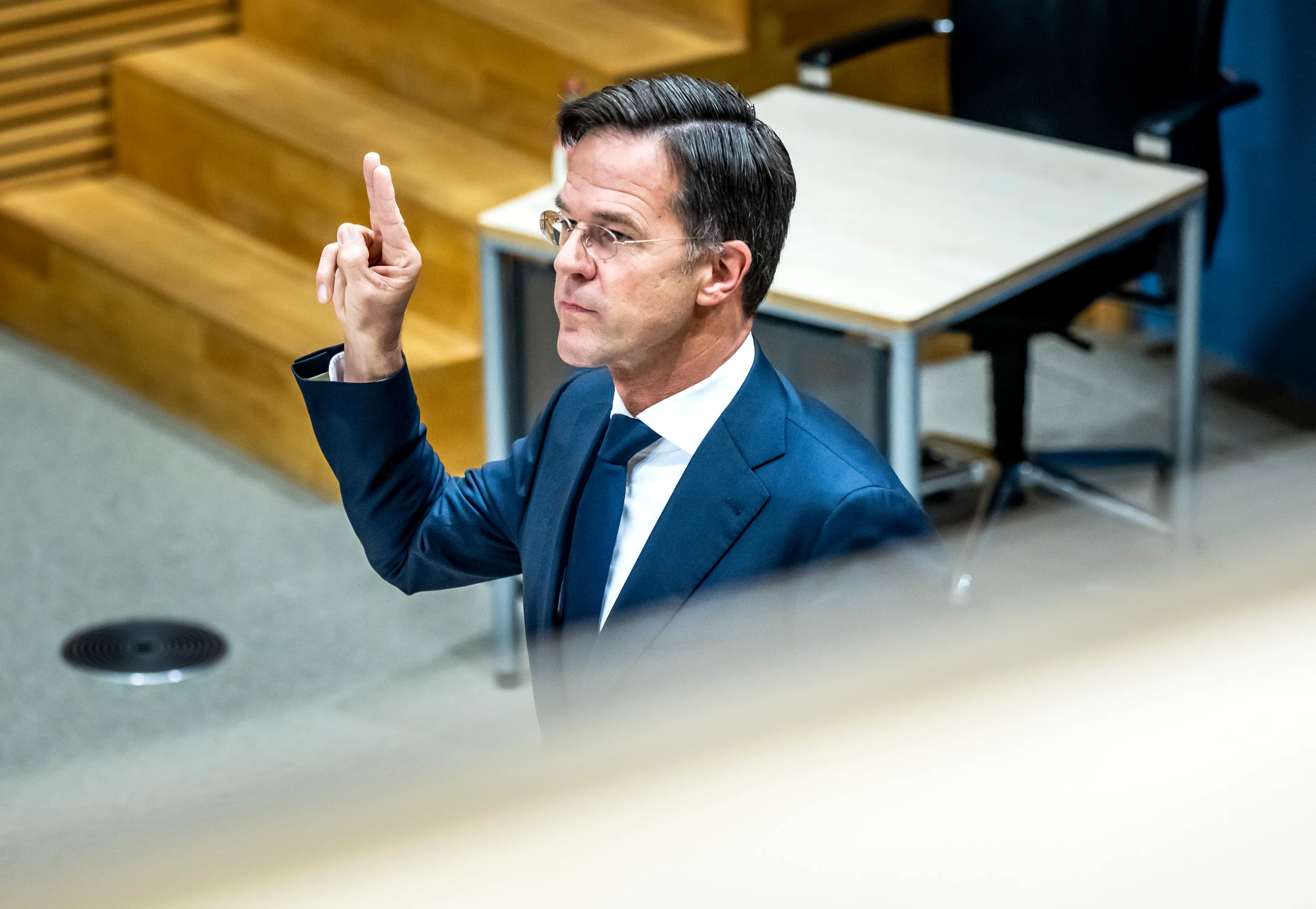 Tientallen slachtoffers in toeslagenaffaire doen aangifte tegen premier Rutte