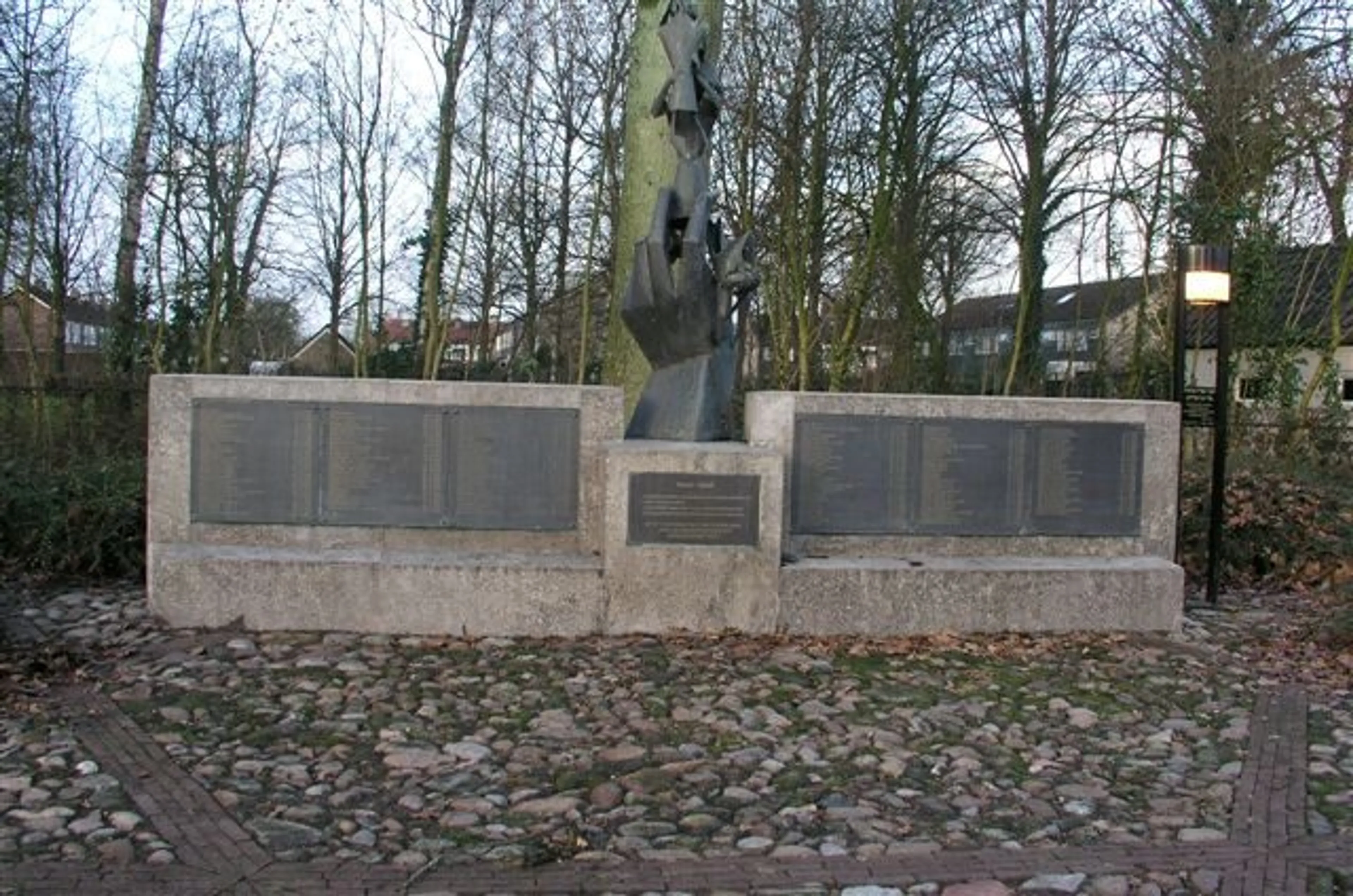 Gemeente Hoogeveen trekt portemonnee om Joods monument op te knappen