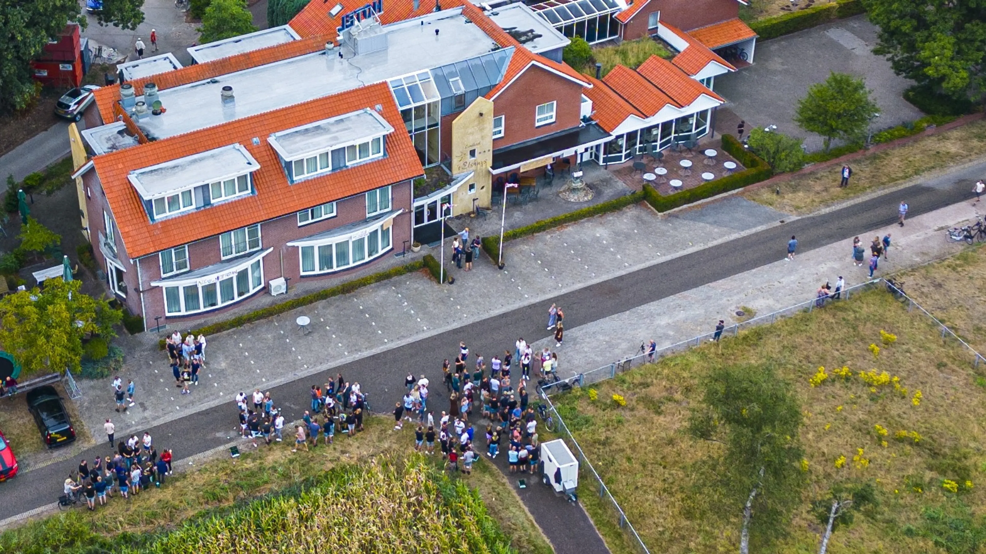 'COA legt kleine anderhalf miljoen euro neer voor hotel Albergen'