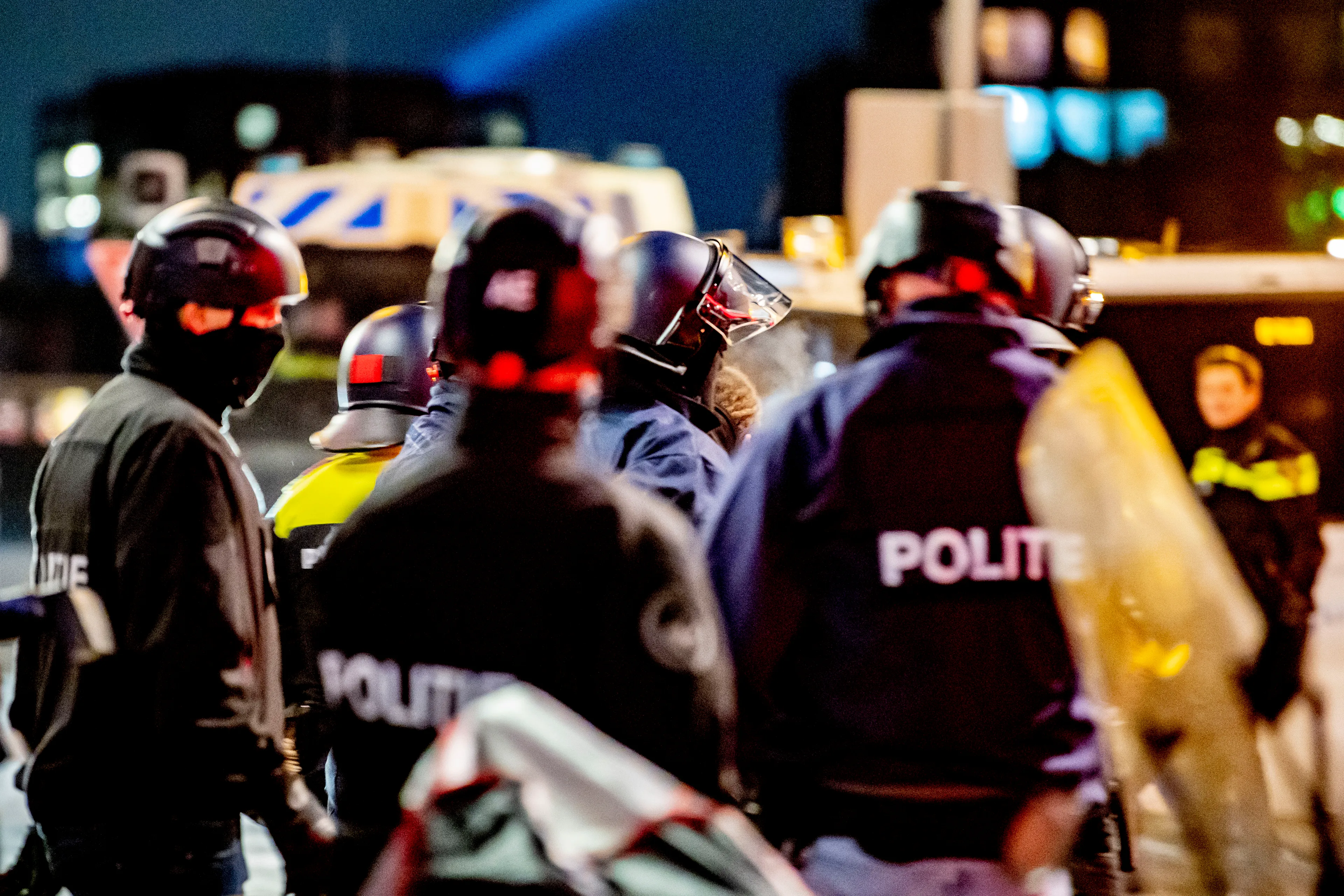Venray voorkomt aangekondigde rellen door massale controles