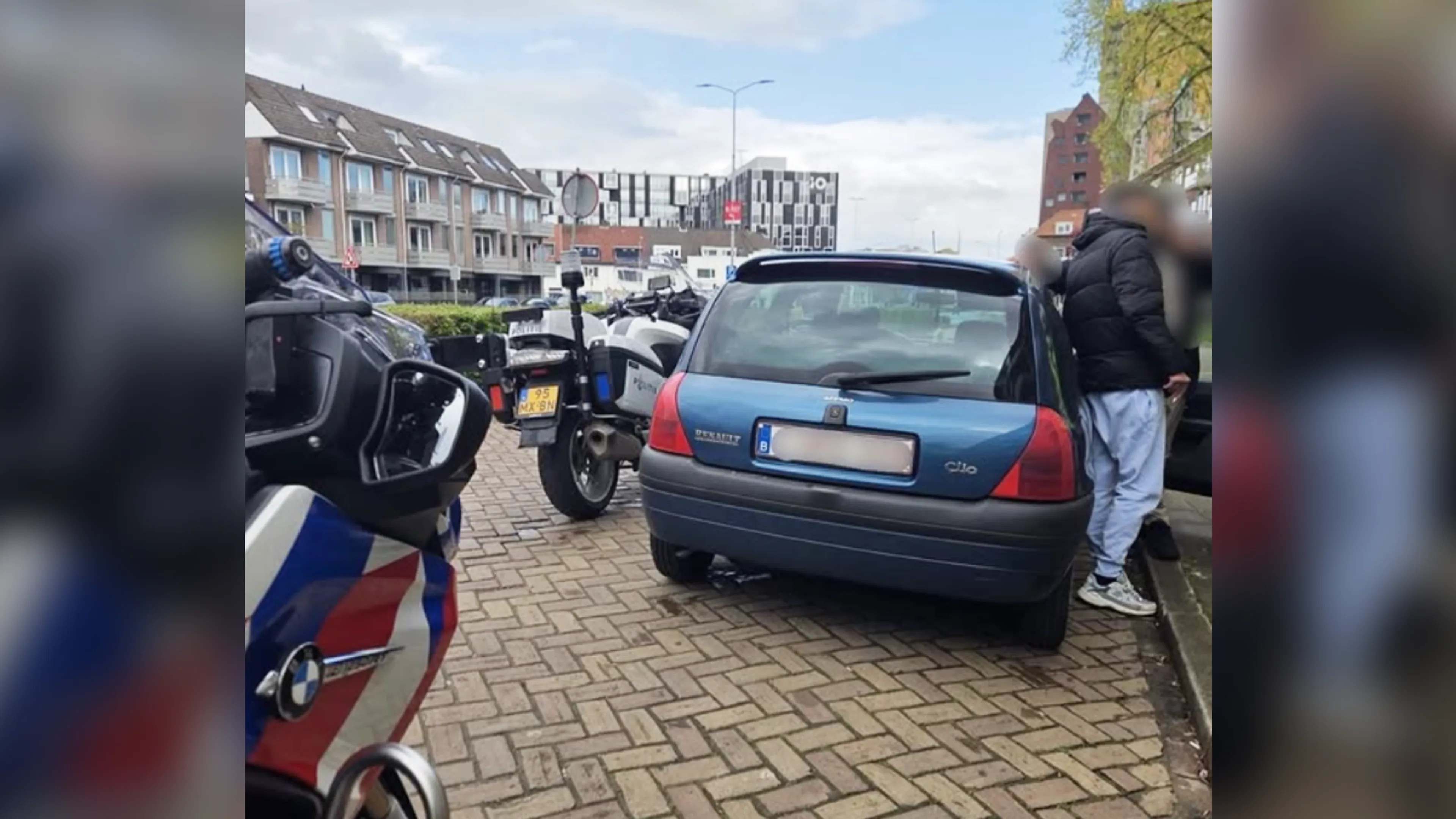 Voortvluchtige Belg loopt tegen lamp bij controle: 'Wilde broodje halen'