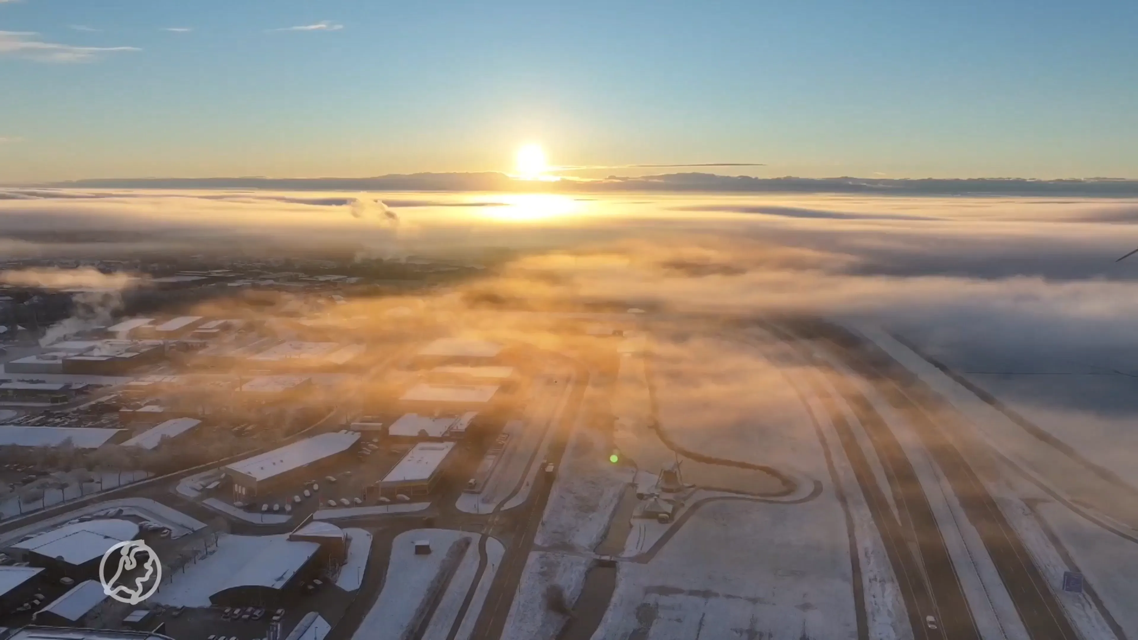 Prachtige beelden: besneeuwd Nederland vanuit de lucht