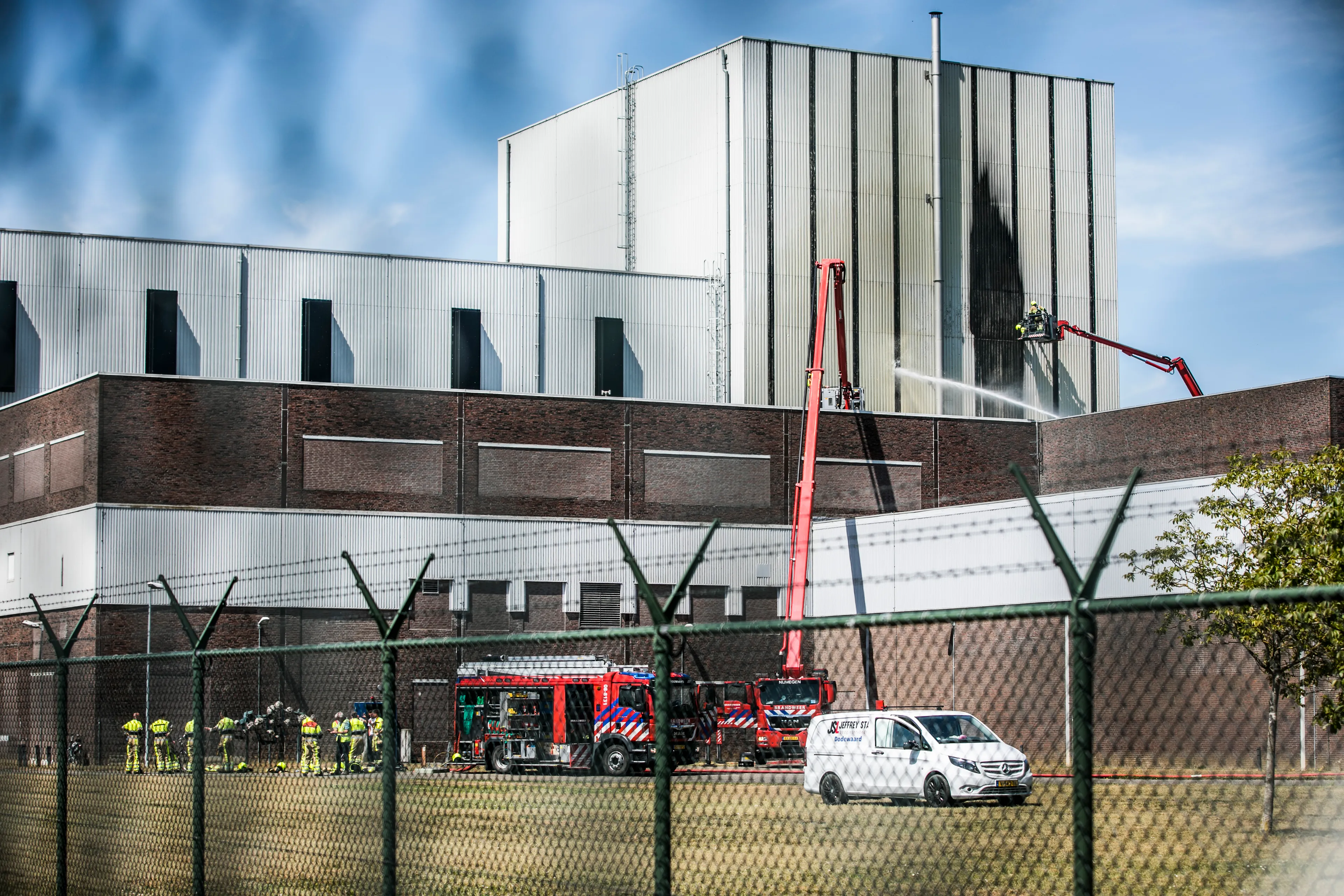 'Paniek' bij bewoners Dodewaard over brand oude kerncentrale: 'Ik had al een evacuatieadres geregeld'