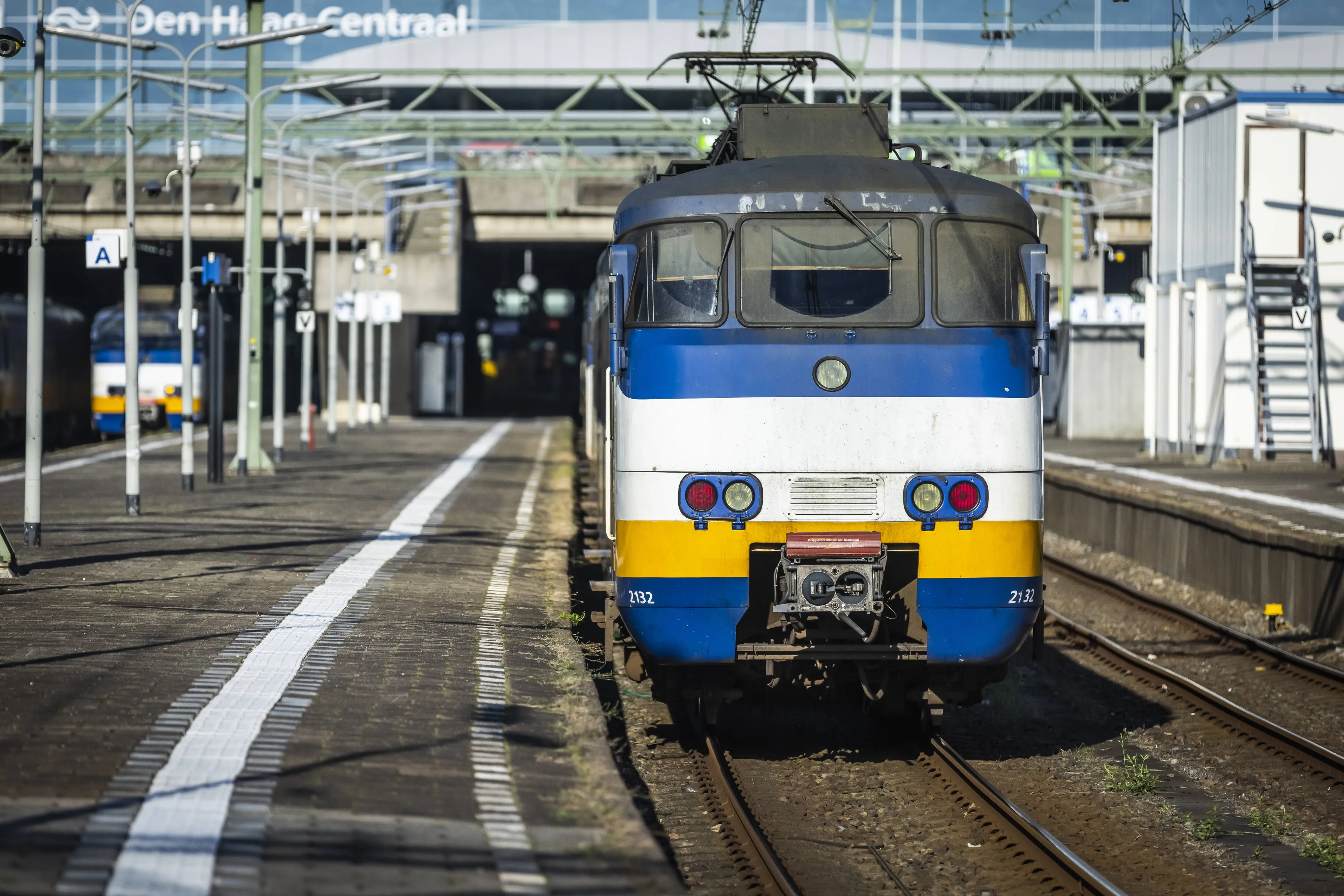 Heel de dag veel minder treinen tussen Rotterdam en Den Haag