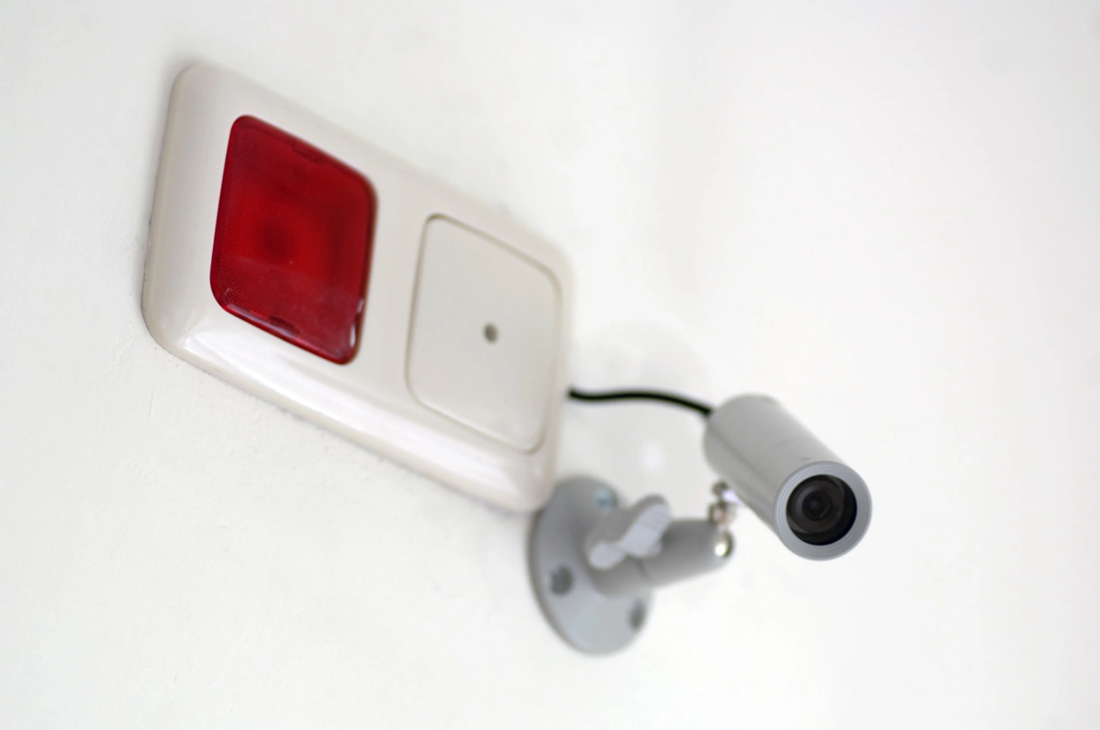 Zorgorganisatie plaatst zonder medeweten camera's in kamers cliënten