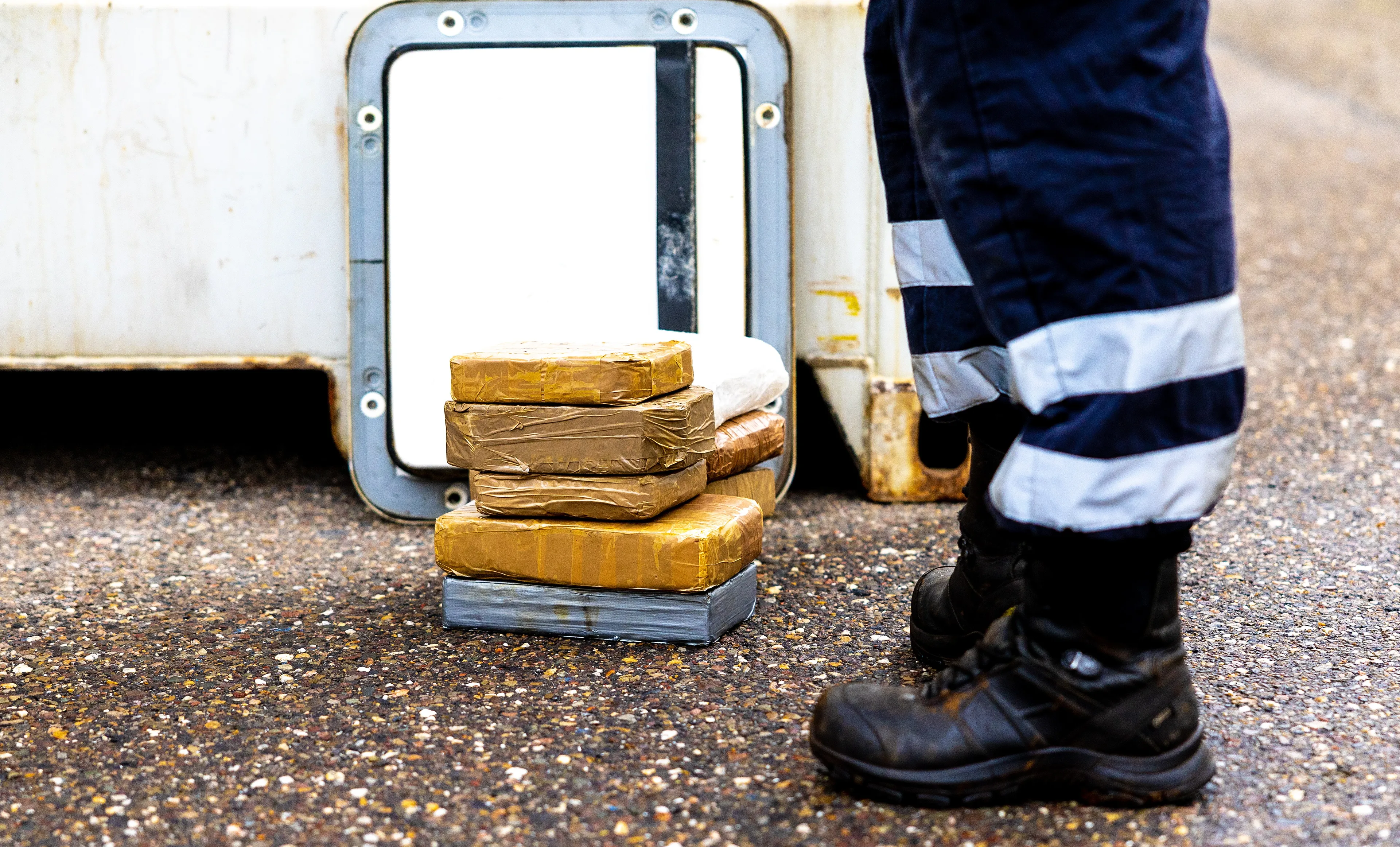 Helft van gepakte drugsuithalers Antwerpen komt uit Nederland
