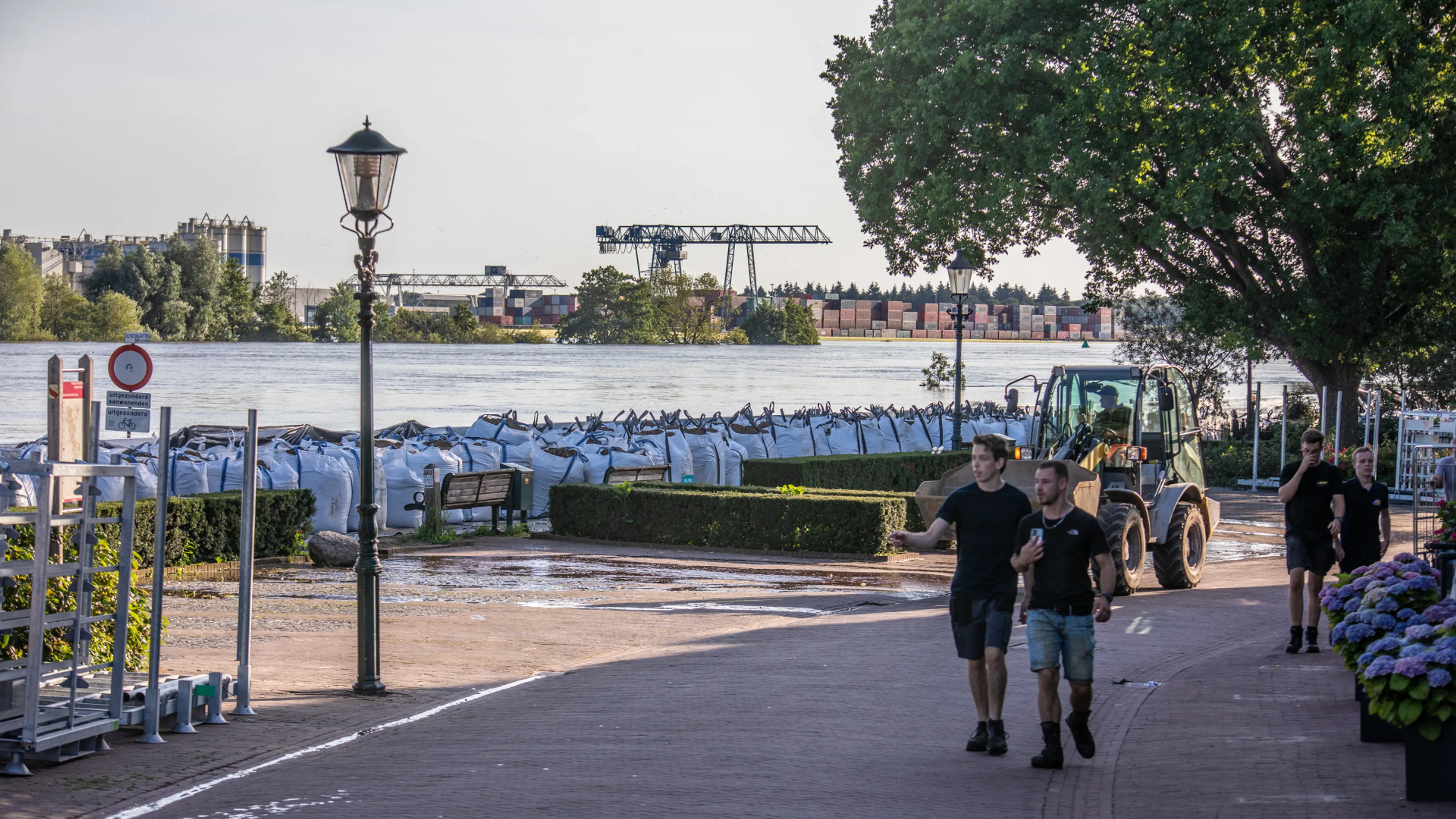 Deel Well geëvacueerd wegens stijgend water