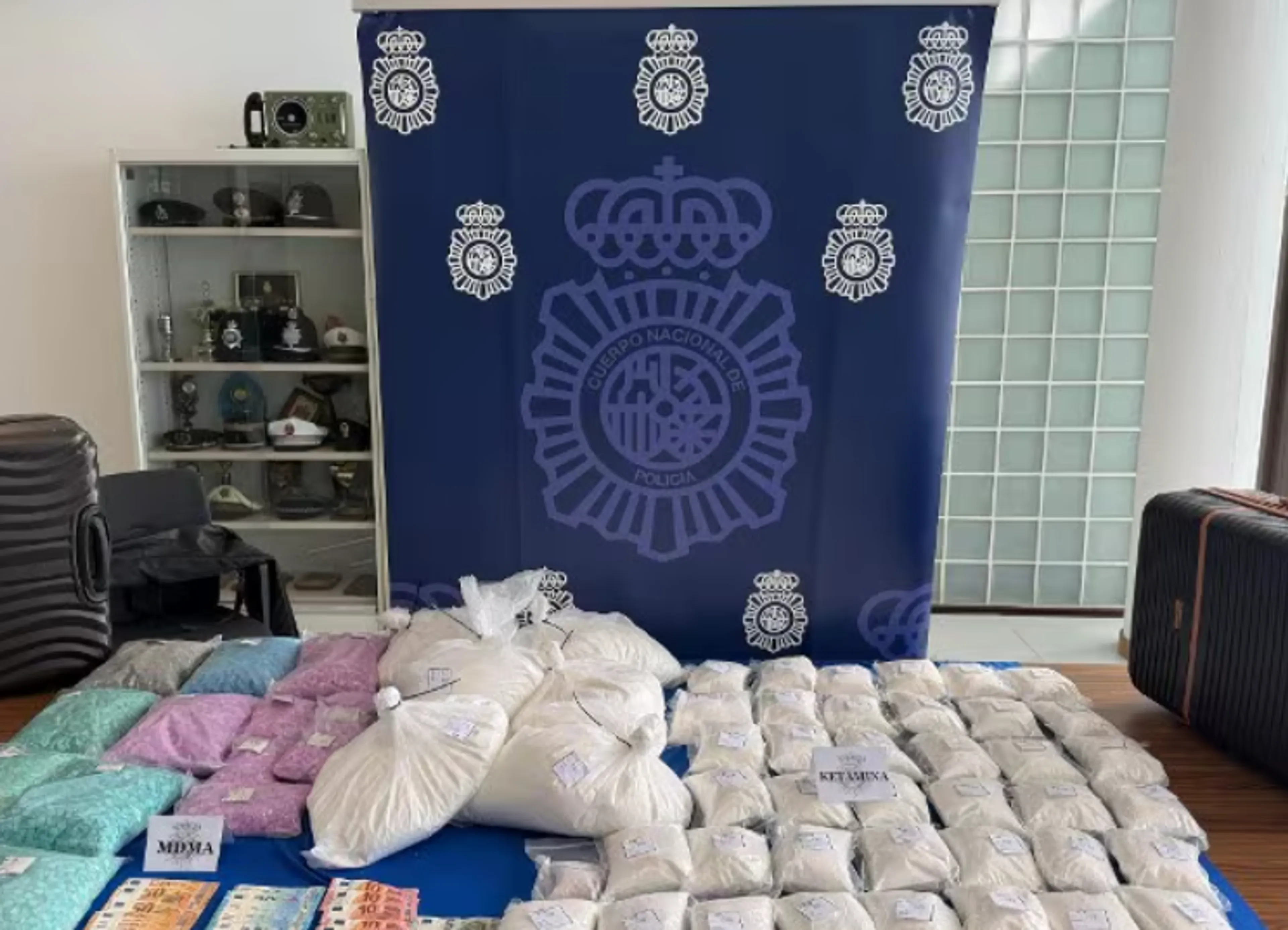 Politie doet enorme drugsvangst in Rotterdam na arrestatie op Ibiza