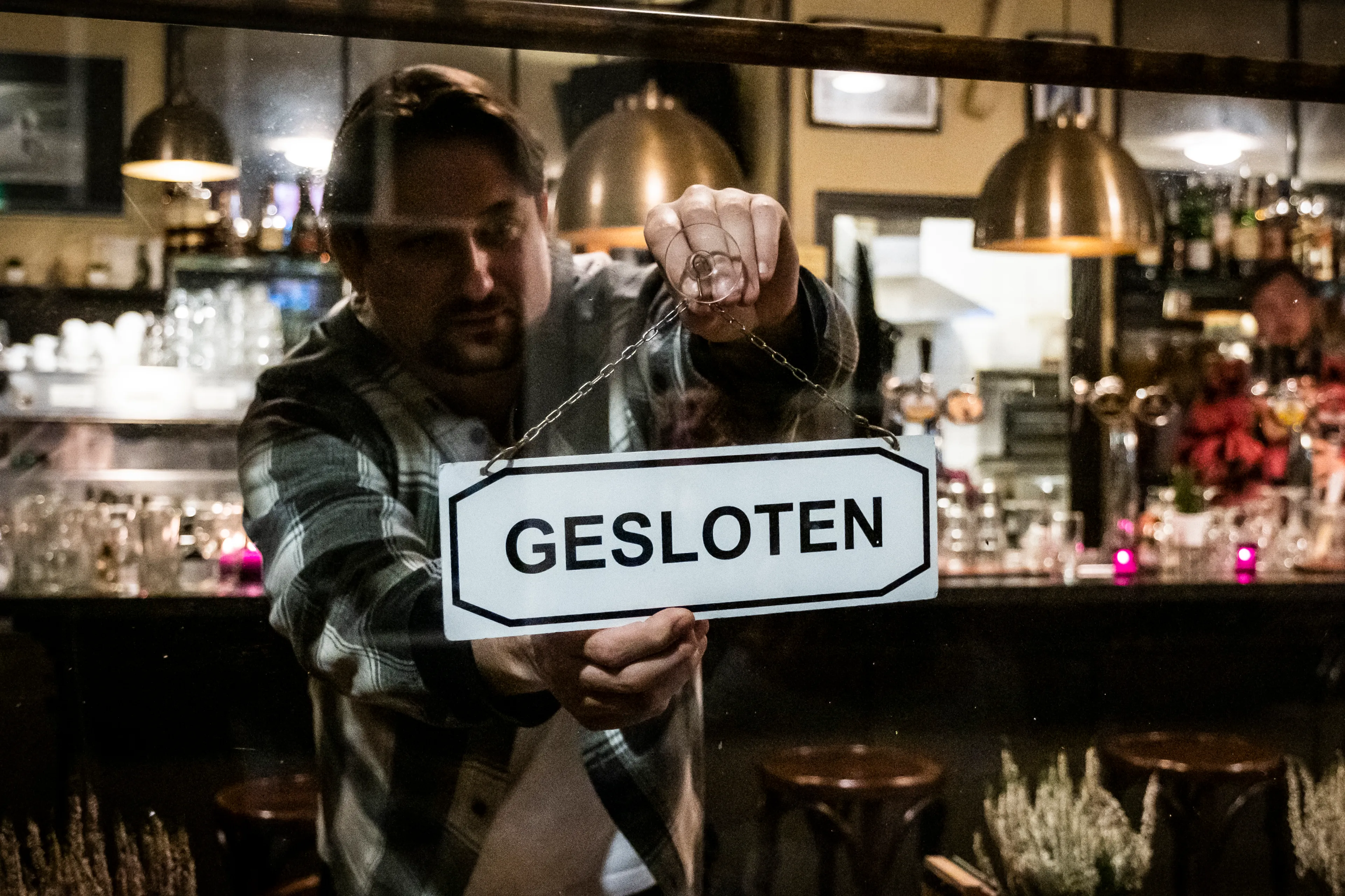 Kabinet trekt half miljard extra uit voor coronasteun bedrijven