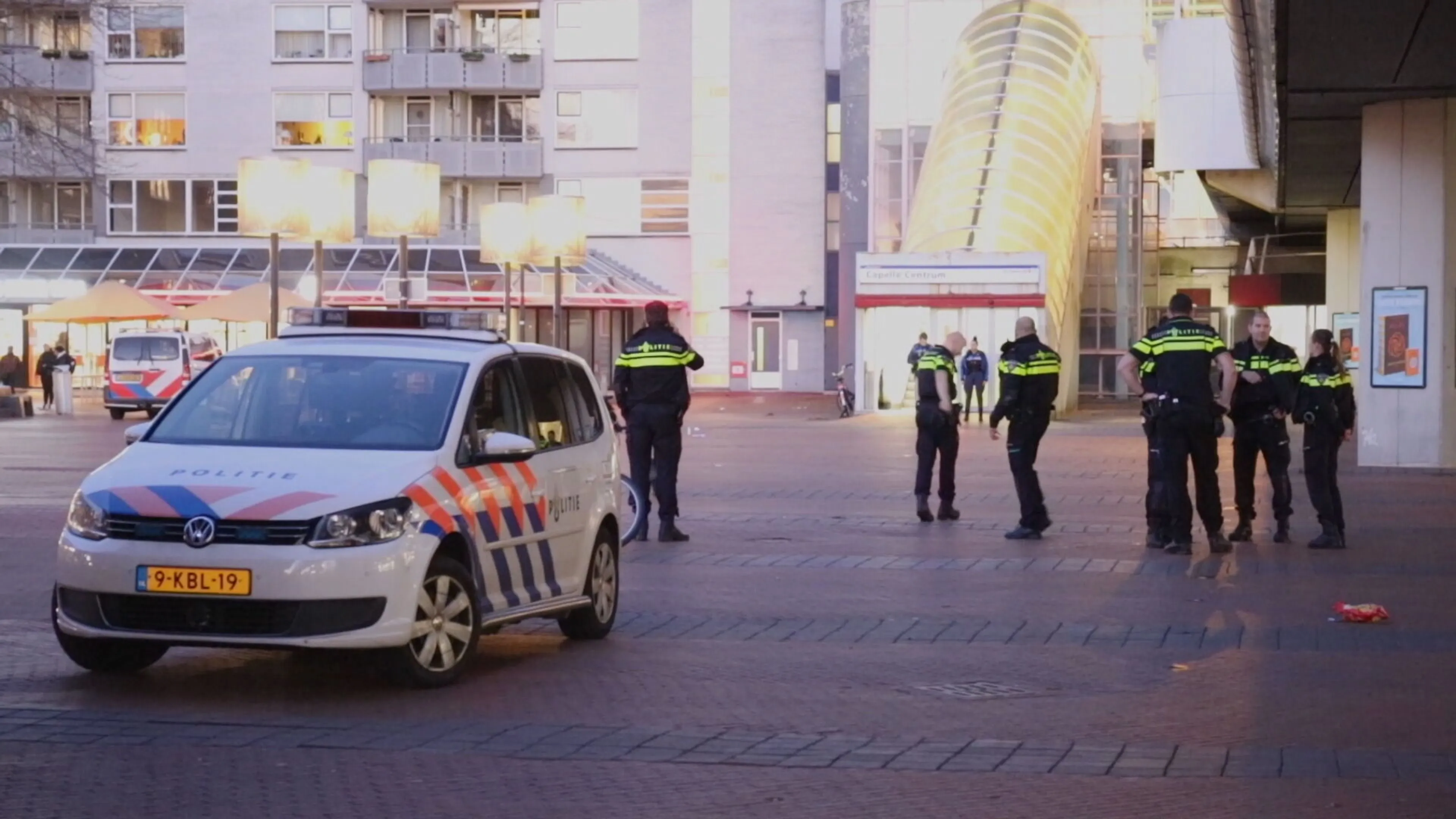 Meisje (15) door twee jongens neergestoken in Capelle aan den IJssel